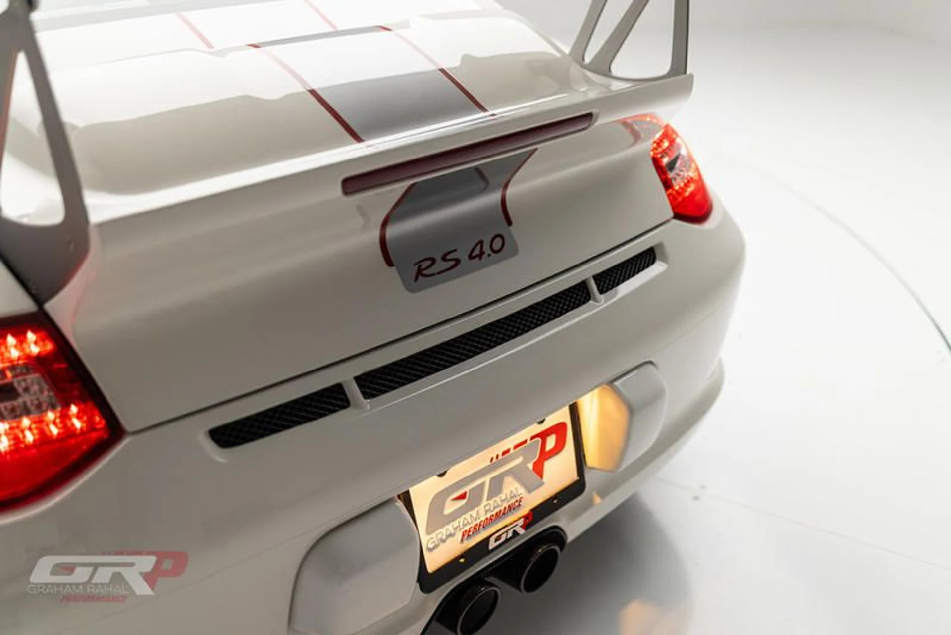 mph017_3279057088_DF_8_ACD_9_C_0_DDE_41_DD_9_D23_1_B95089_FF_9_A4_c43ff21954