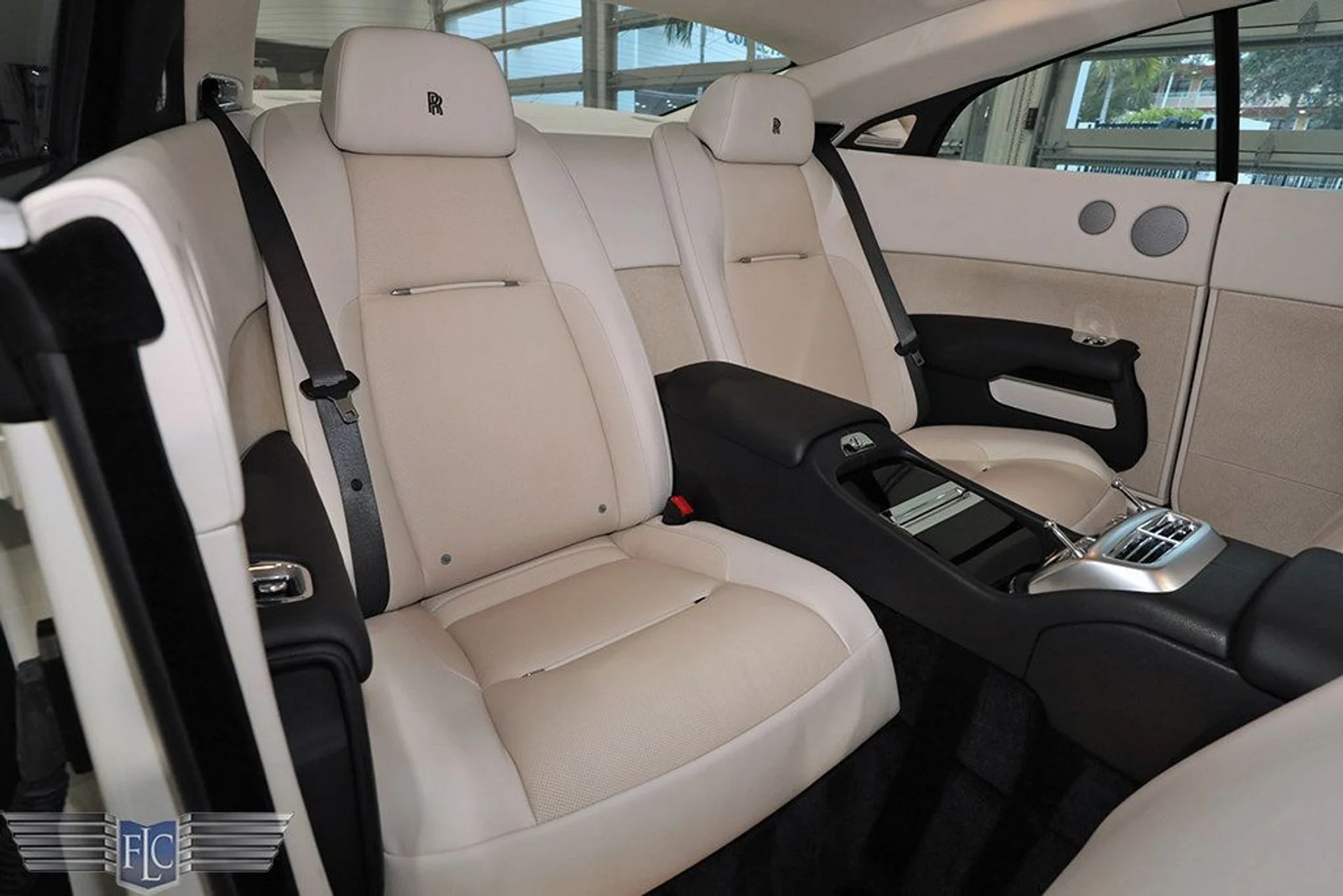mph017_3279809992_used_2015_rolls_royce_wraith_2drcoupe_9689_22975127_18_1024_e4b274cf6b