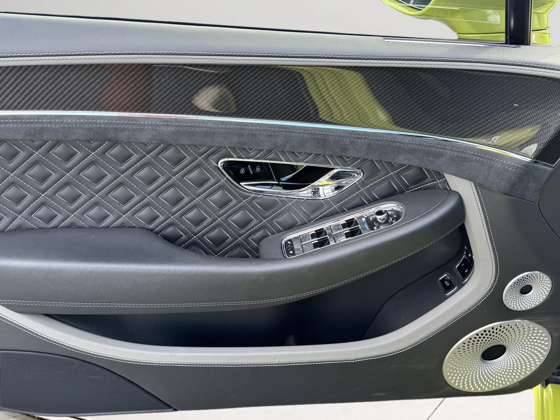 mph017_3287388127_da237941301e20bacfee60f39ddf6087_ccb50a2bad