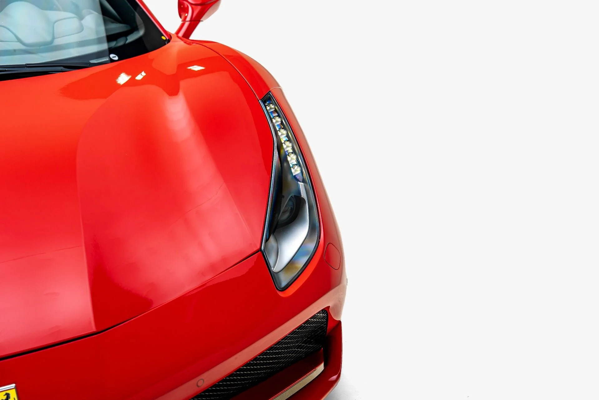mph017_3289584902_Used_2018_Ferrari_488_GTB_1785446193_27a9b7c653