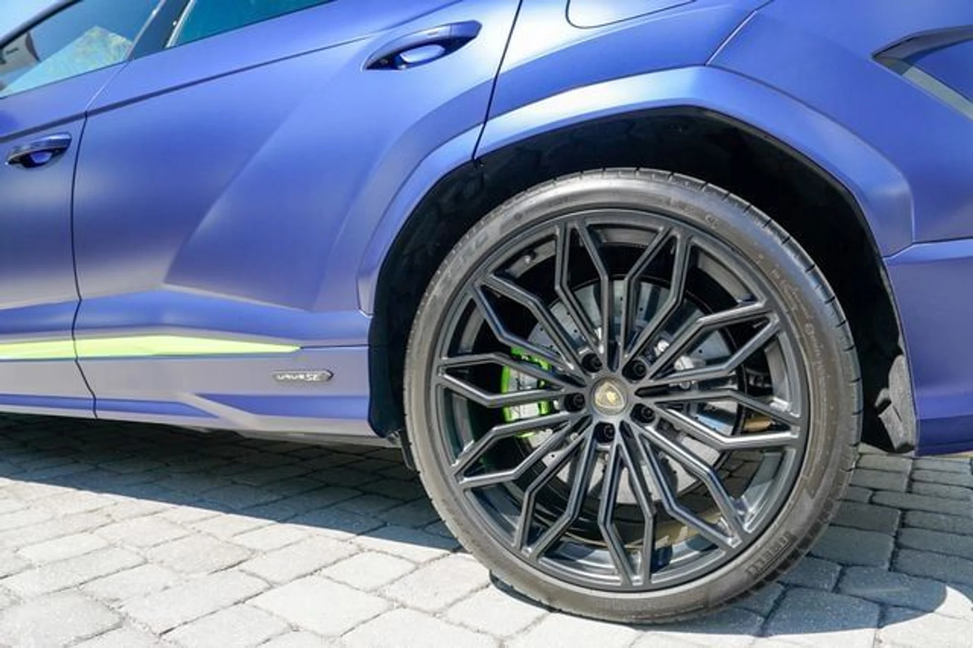 mph017_3290506466_22990108_18_2ab5e5753f