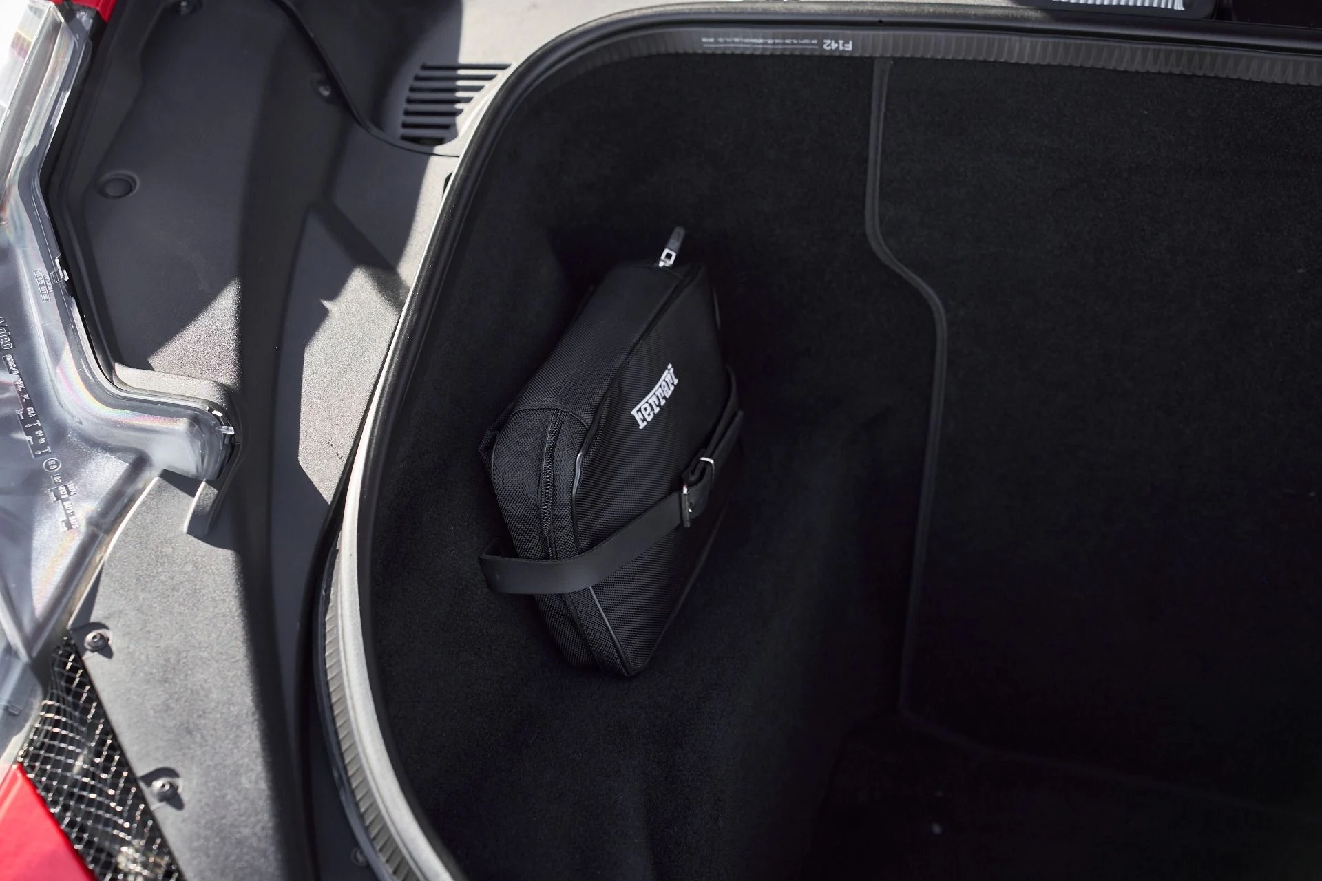 mph017_3295745393_Used_2013_Ferrari_458_Italia_Base_1764783093_76ba8c0e78