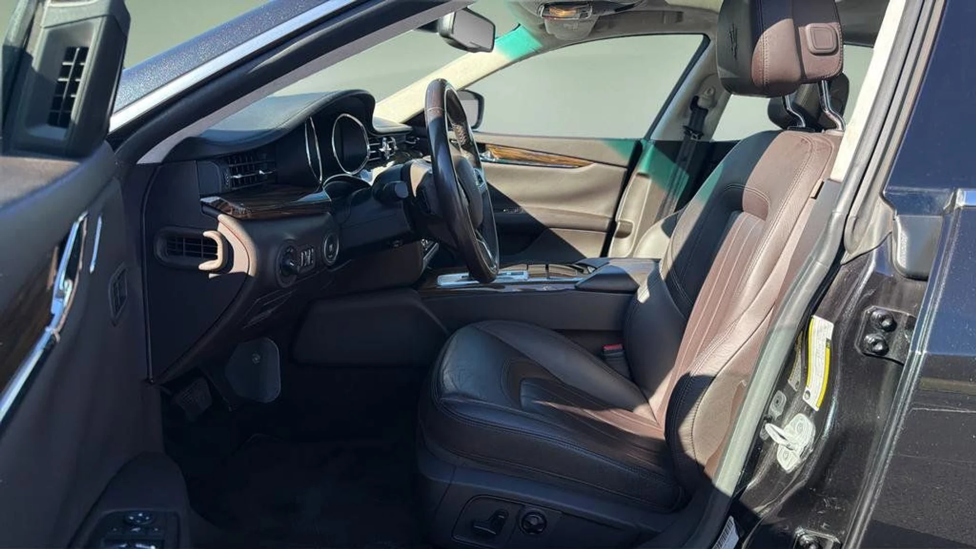 mph017_3296229874_0e1957c9eb7e437b8840e9ba39ce96c2_6791267941