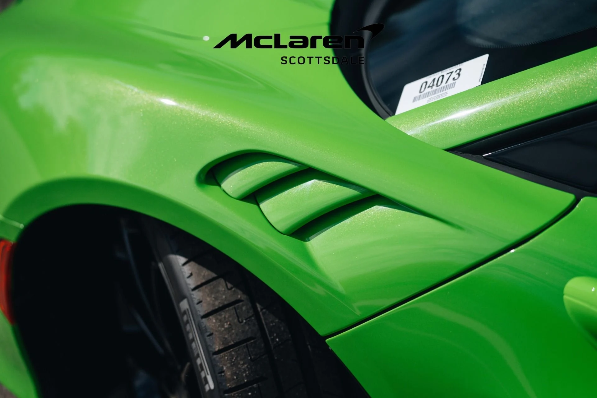 mph017_3296792218_Used_2025_MCLAREN_ARTURA_1732372131_3164368a79