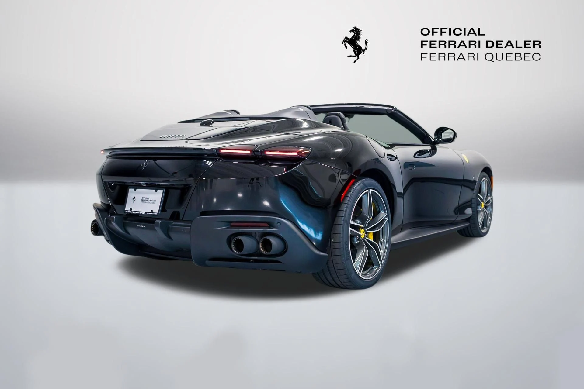 mph017_3298644652_Used_2025_Ferrari_Roma_Spider_Base_1783510423_7d5c953e6a