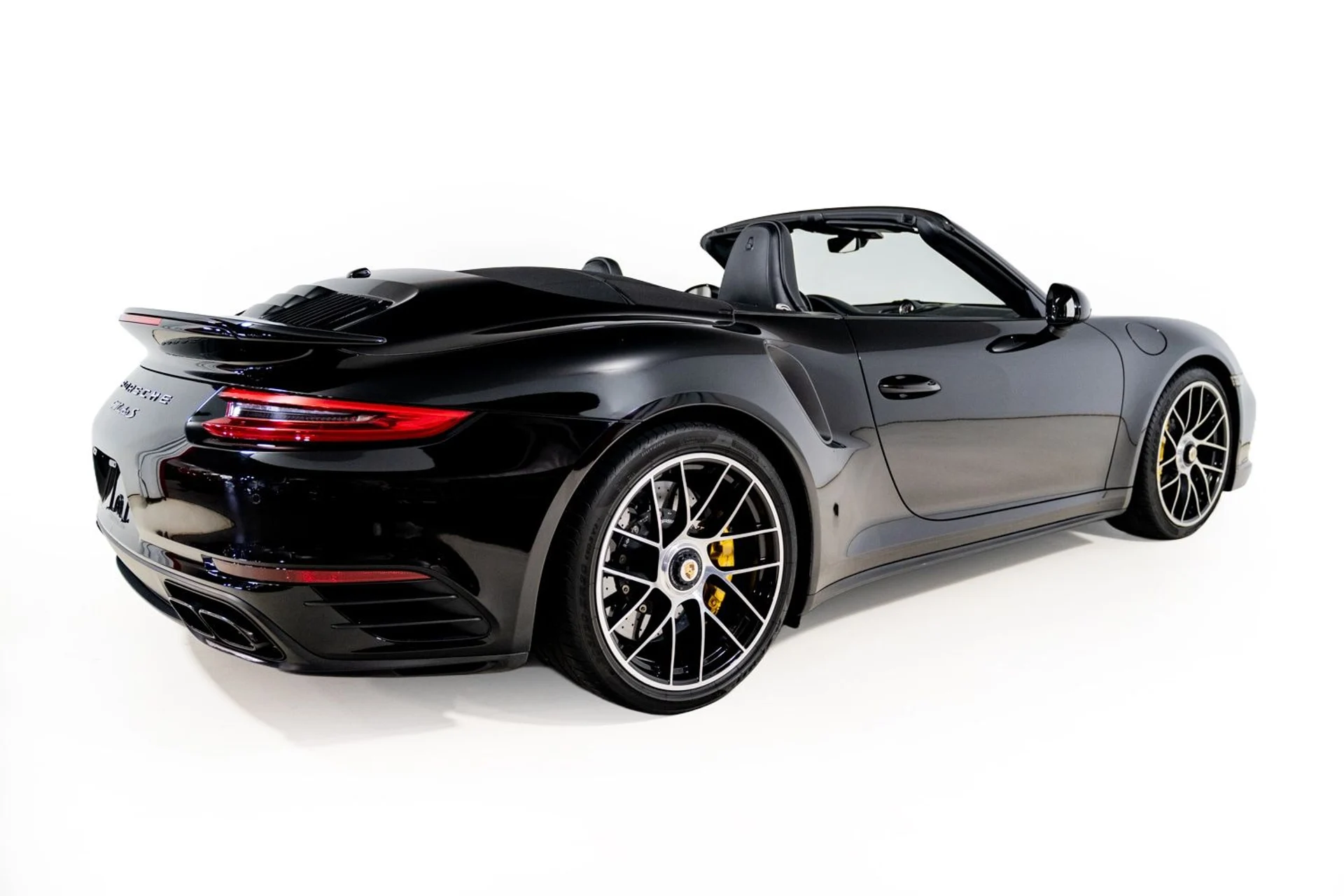 mph017_3305154871_6a5f51e69d744640be24bf7d36e7f94a_ba65858c69