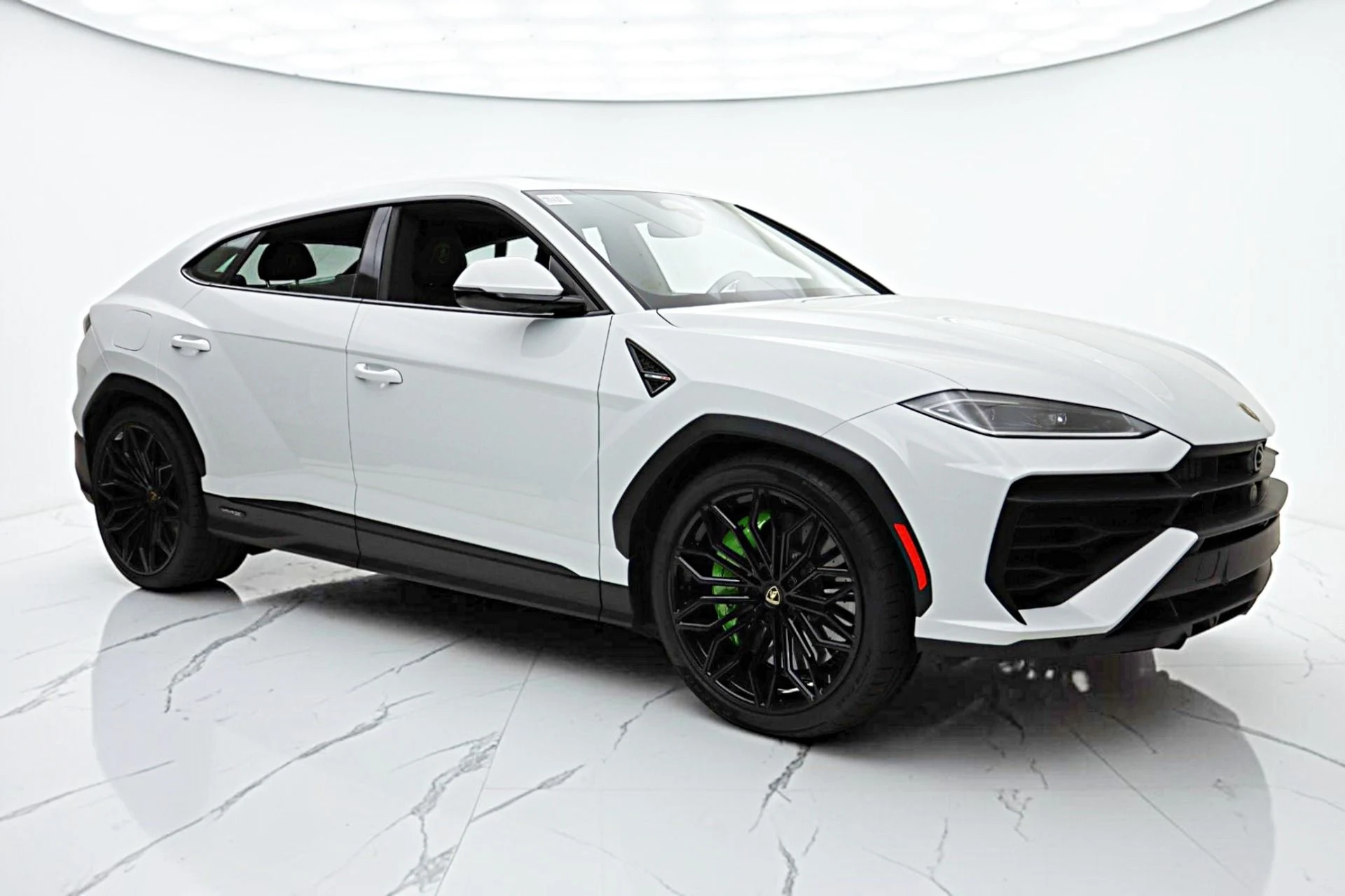 mph017_3311616697_New_2026_Lamborghini_Urus_SE_347f4ca6cc