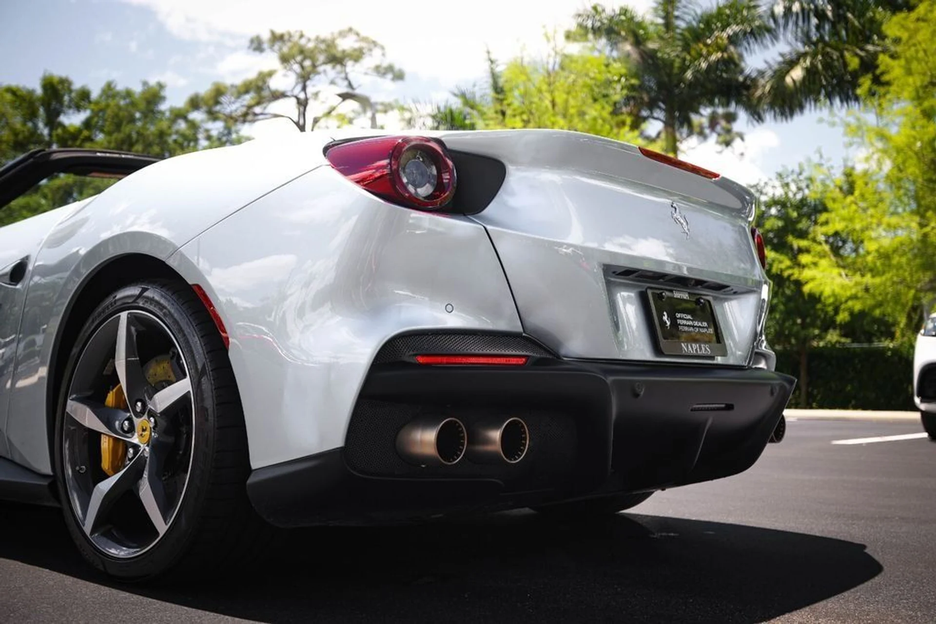 mph017_3312203160_957492b1b20e0601f2d5f9345cab4de2_9f41125f21