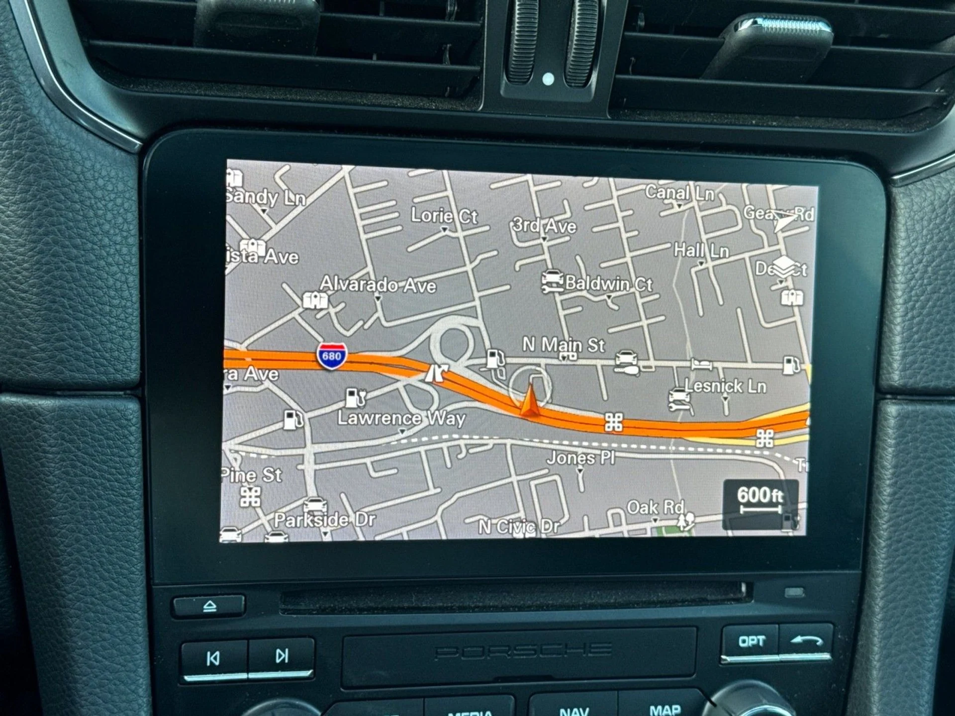 mph017_3321876591_ddcbf4d2126e3e0ae6b625fa0b539354_9dc9882de1