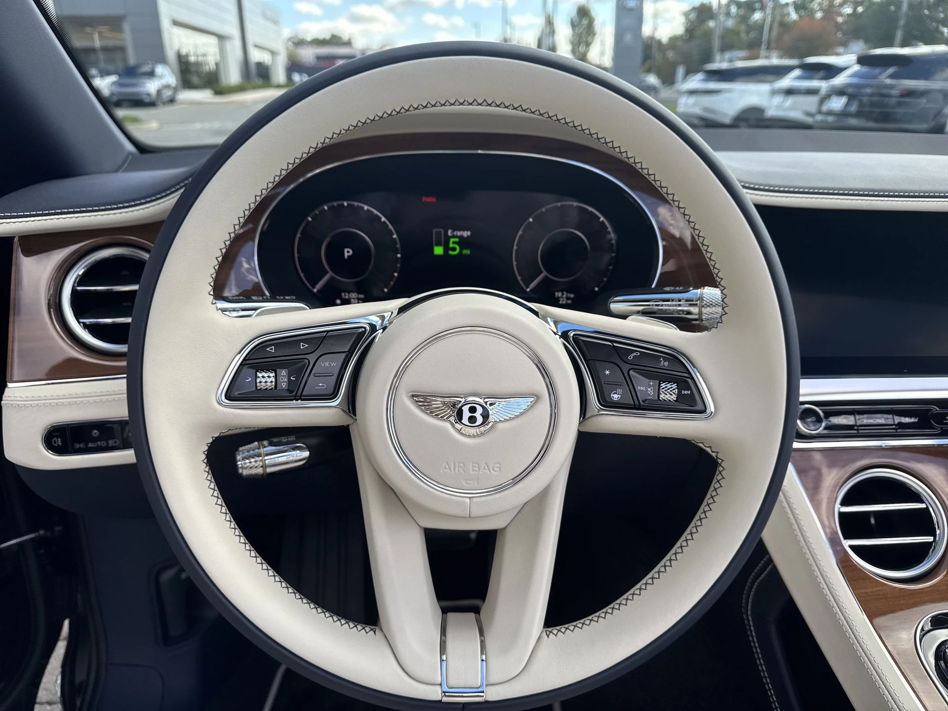 mph017_3326566275_6013358deb2216b5ddc298aecdde0881x_efbd46c3de