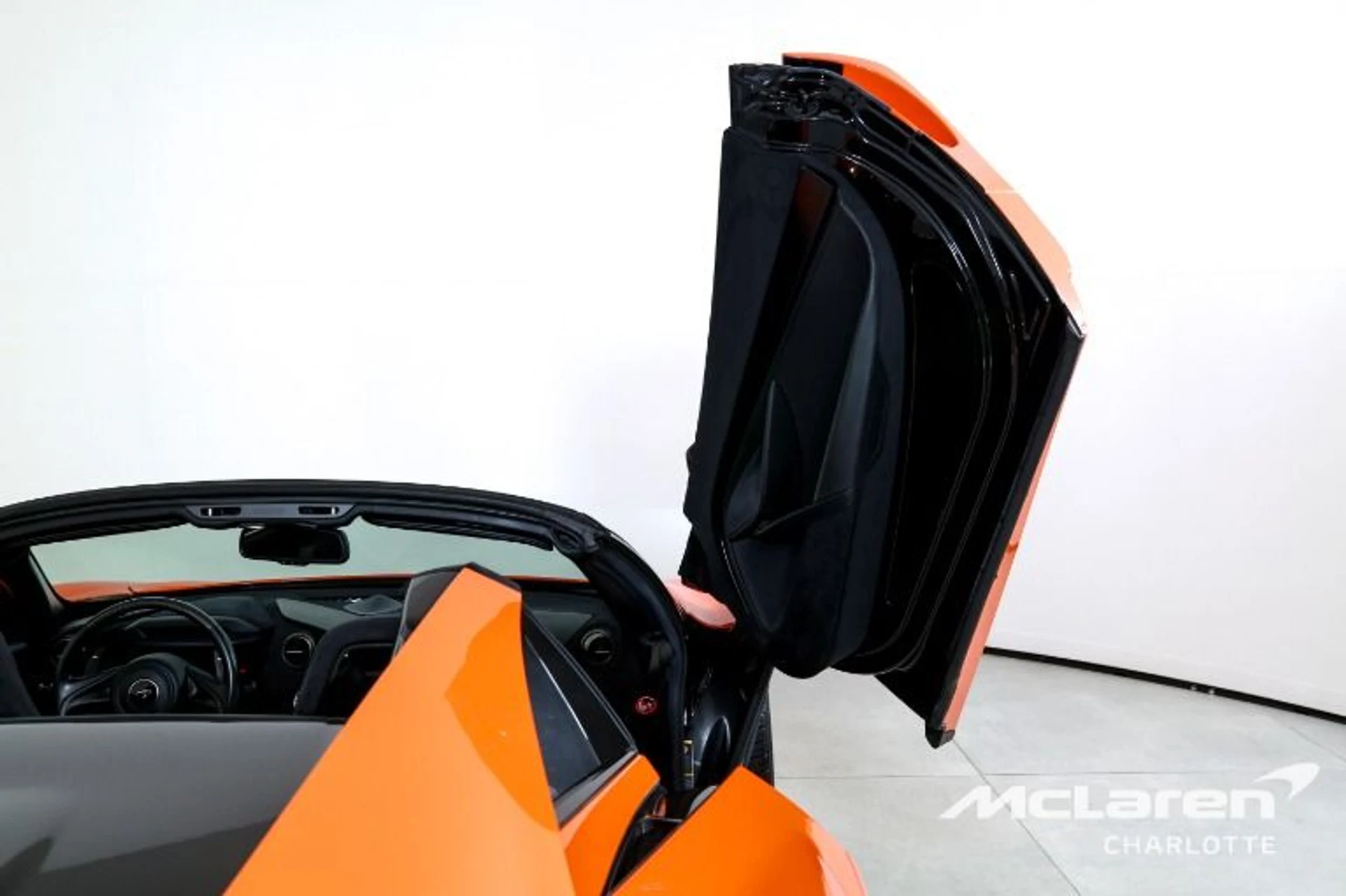 mph017_333817687_Used_2020_Mc_Laren_720_S_Spider_Performance_78dd313f11
