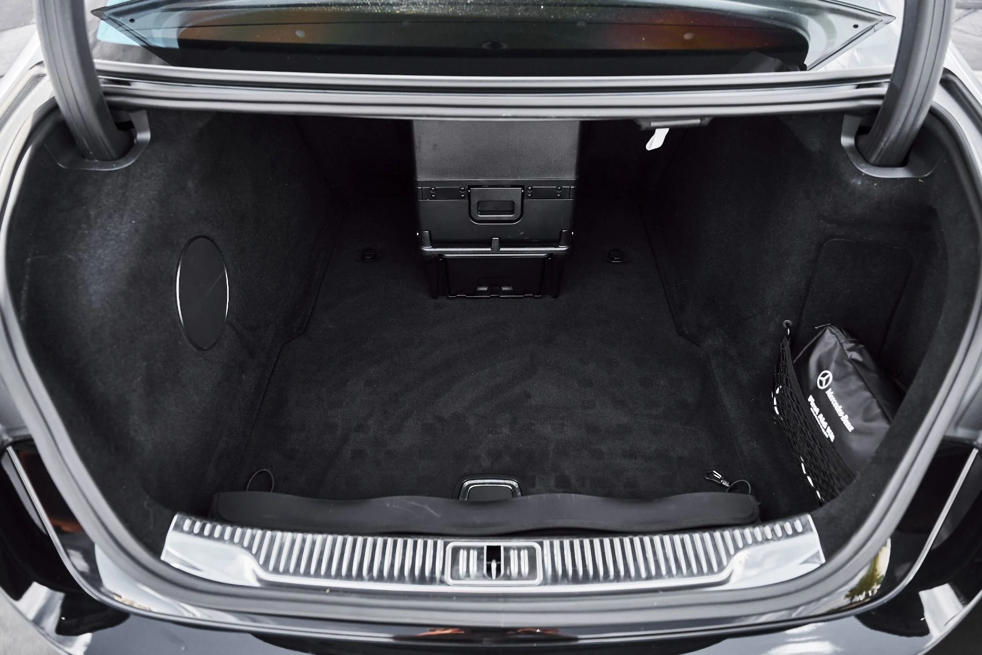 mph017_3349422238_Used_2024_Mercedes_Benz_S_Class_Maybach_S_580_1779327308_1d2dd60785