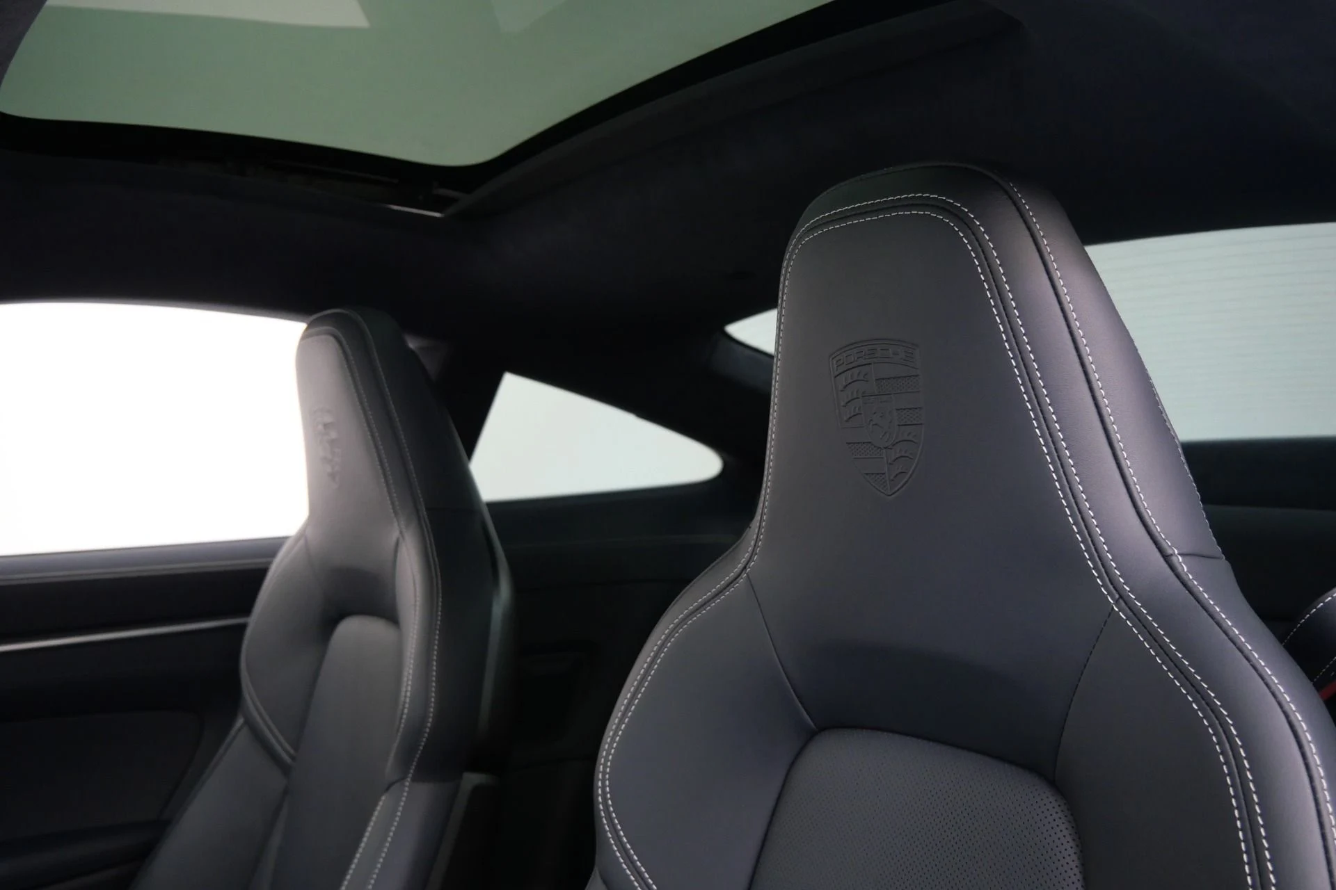 mph017_3361278640_Used_2025_Porsche_911_Carrera_S_Sport_Design_Package_18_Way_Seats_Carrera_Classic_Wheels_1775922258_1abe4bb17a