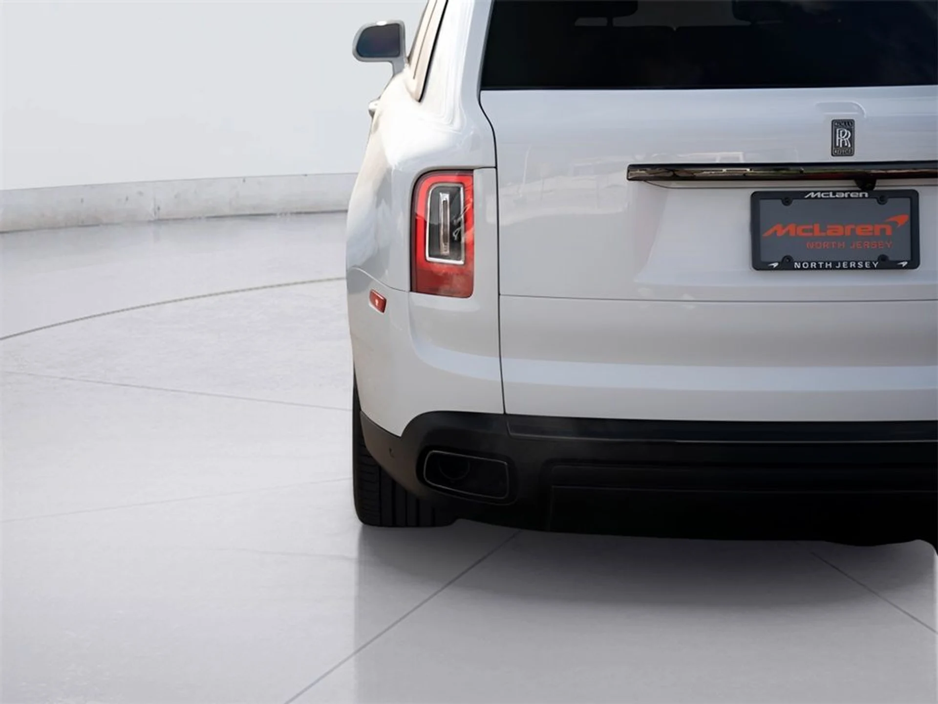 mph017_3361546857_image_19_b0182fe639