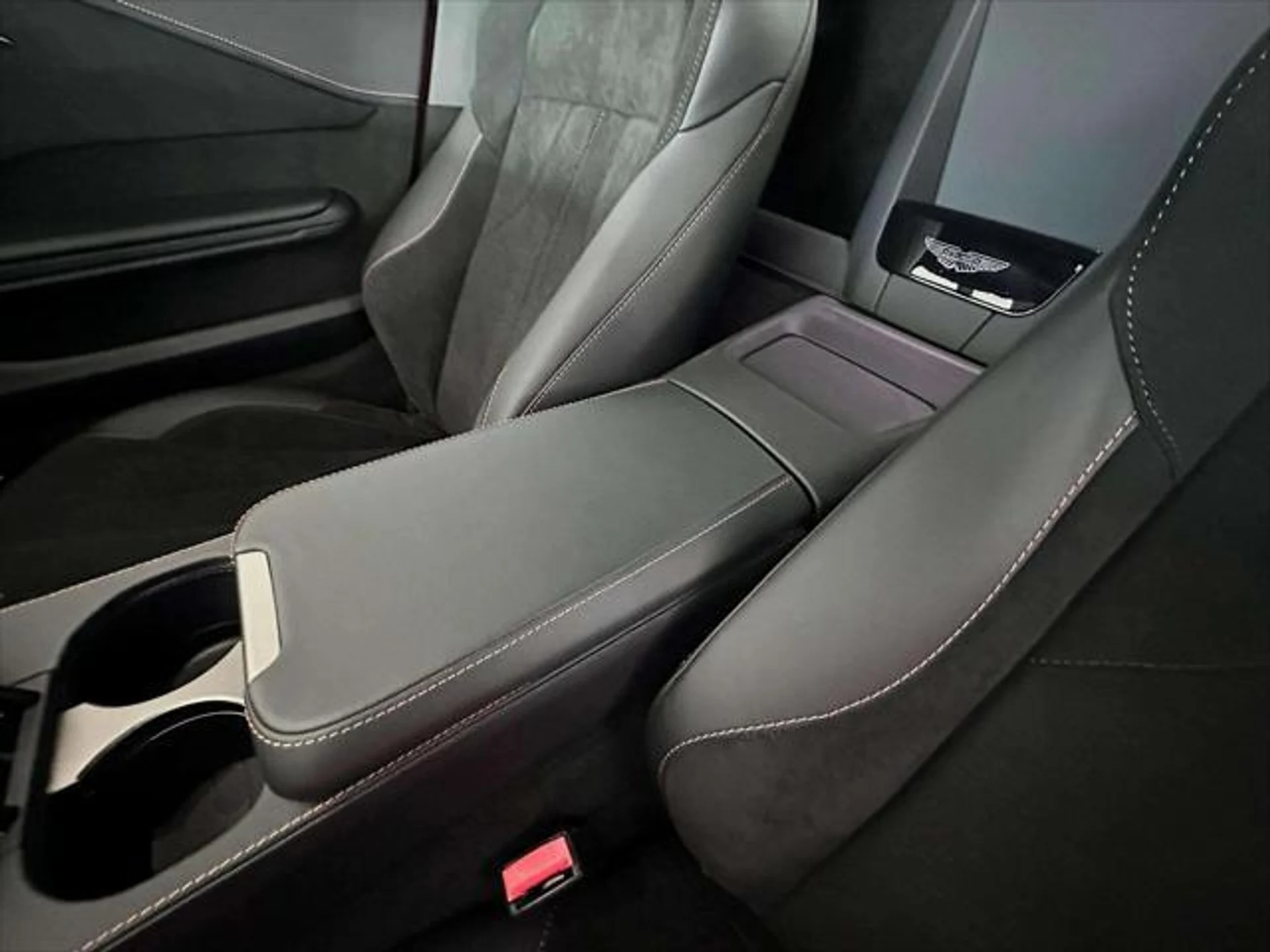 mph017_3365648780_y_G99_U_Lz4bi_GWZAM_Zl_W9_WU_Wy_OM_0_5f8c0e23ad