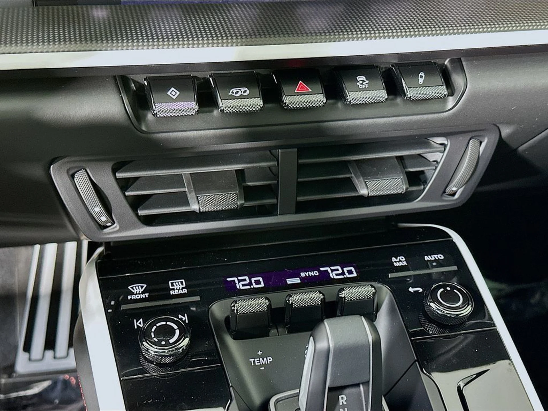 mph017_3367389004_fb45daa8ac3170c684882f2e7494b14bx_0a590dde8a