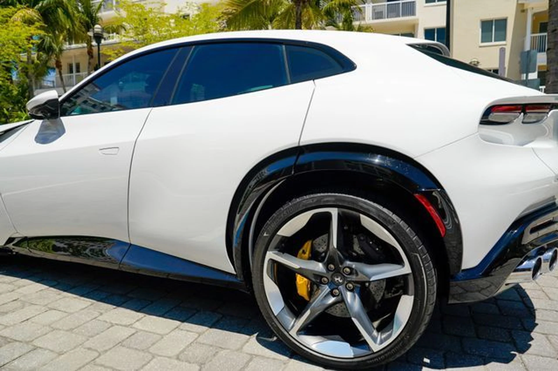 mph017_3369696249_23015679_18_1c5c7d5f37