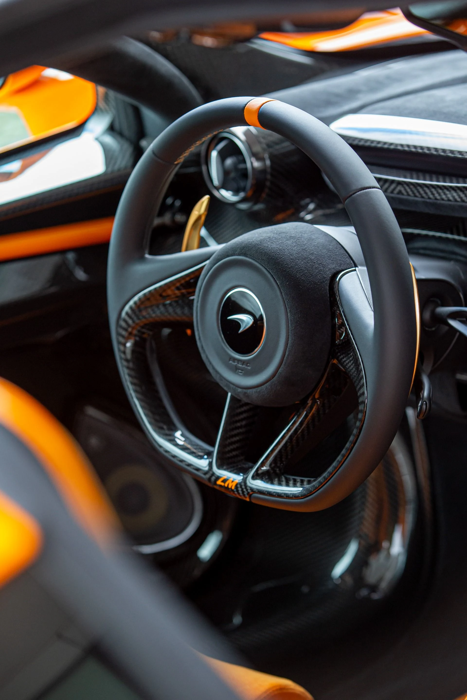 mph017_3370165937_323_p18_l_a729127b27