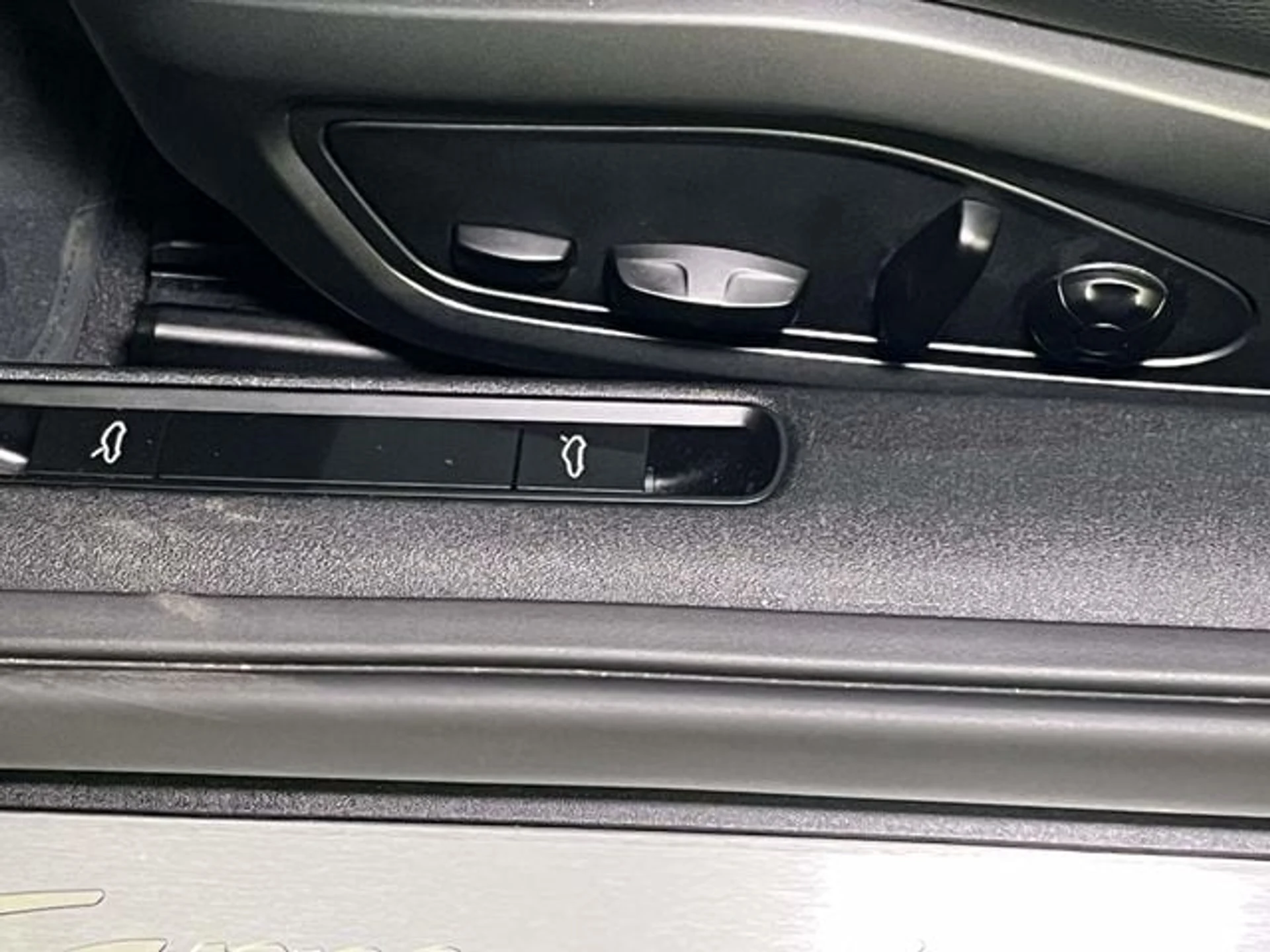 mph017_3375319359_5c37813c99f2f6fe0f505fdd8f86b286x_2332e00df3