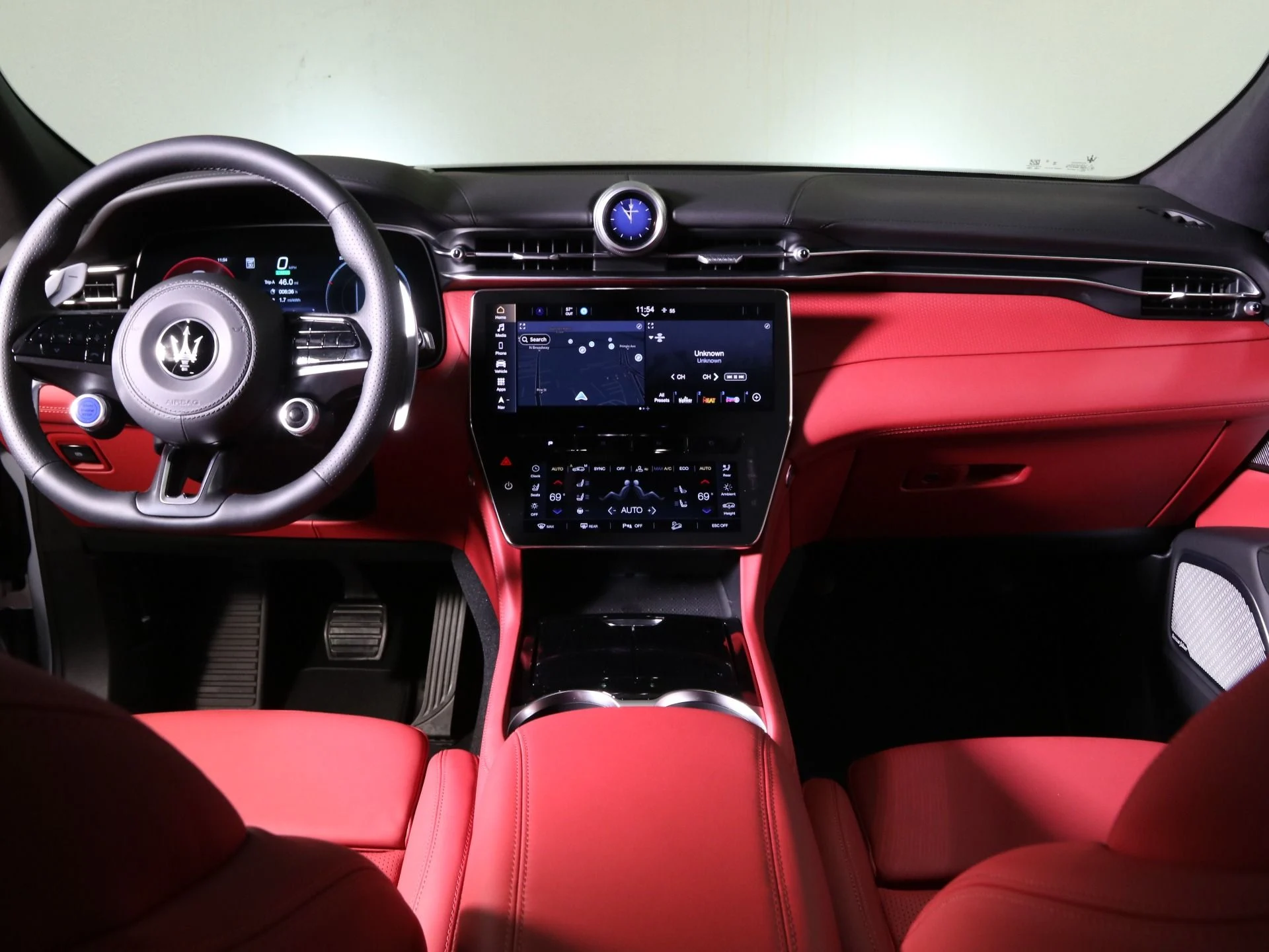 mph017_3377890460_New_2025_Maserati_Grecale_Folgore_1738220103_f6e0b24c61