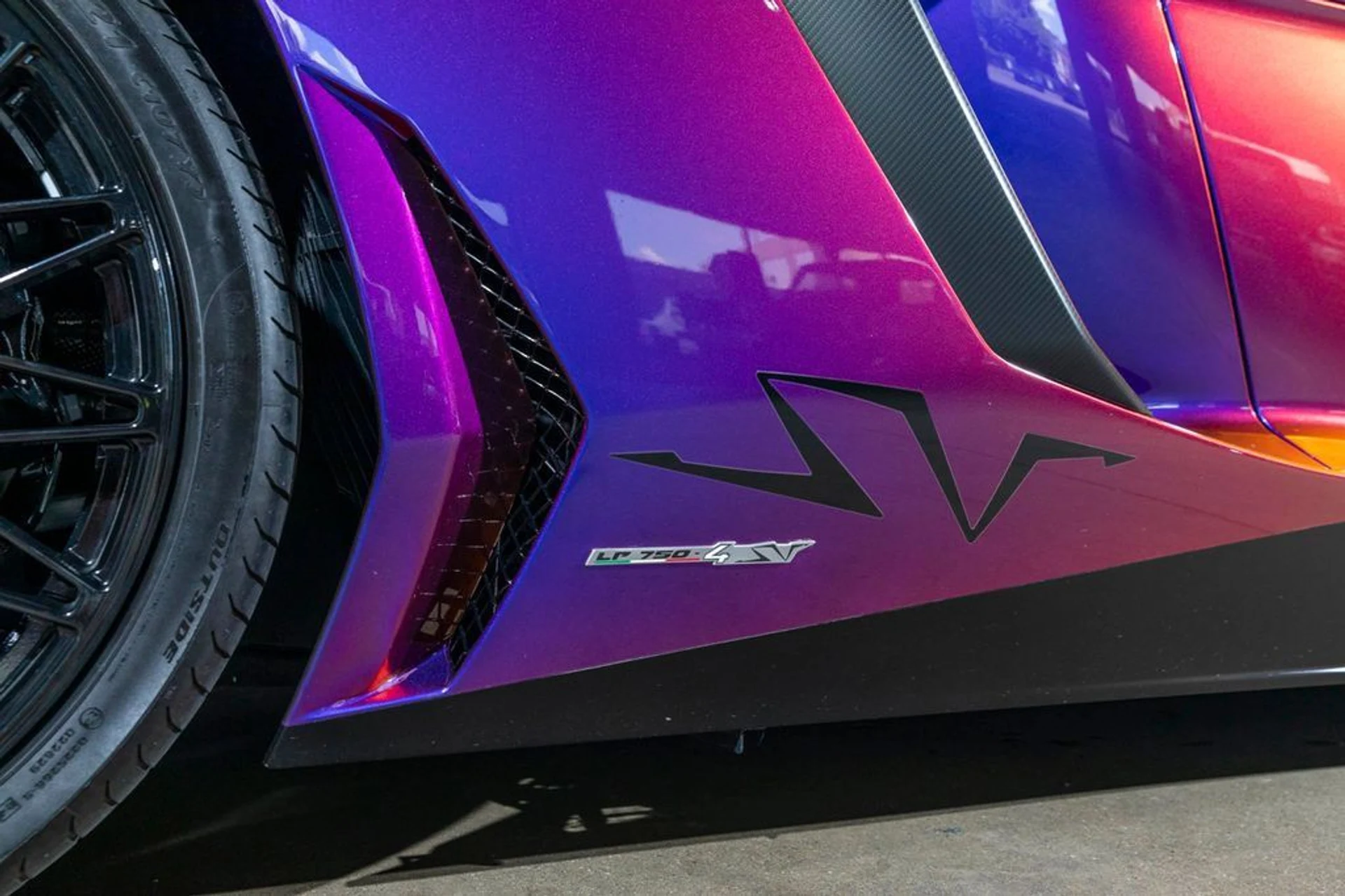 mph017_3386555731_8742_p18_l_eb03691049