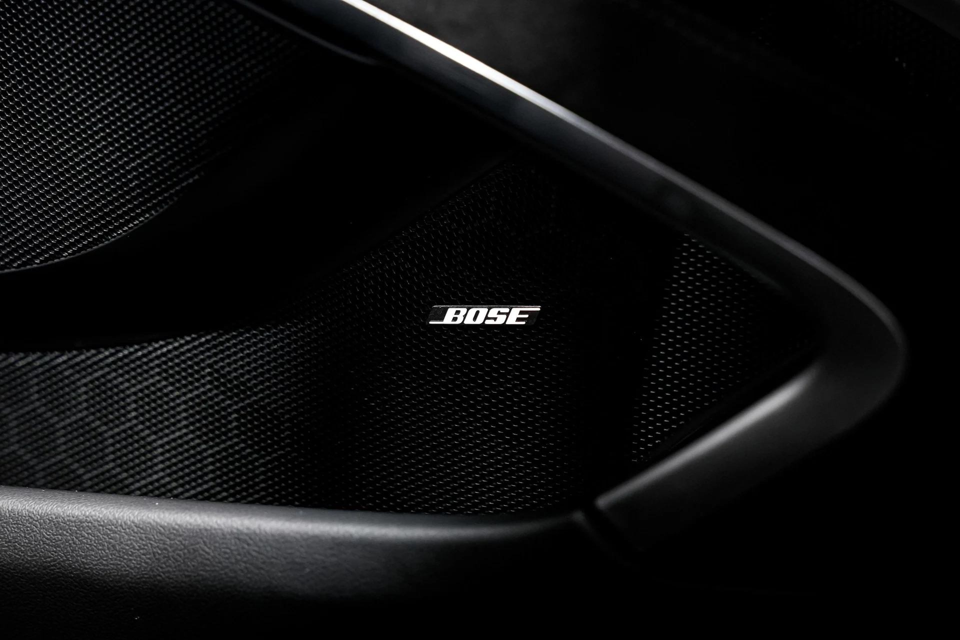 mph017_3388498764_eb089d7bd5f0ffe76706f0af51a5b84bx_ed53f6c901