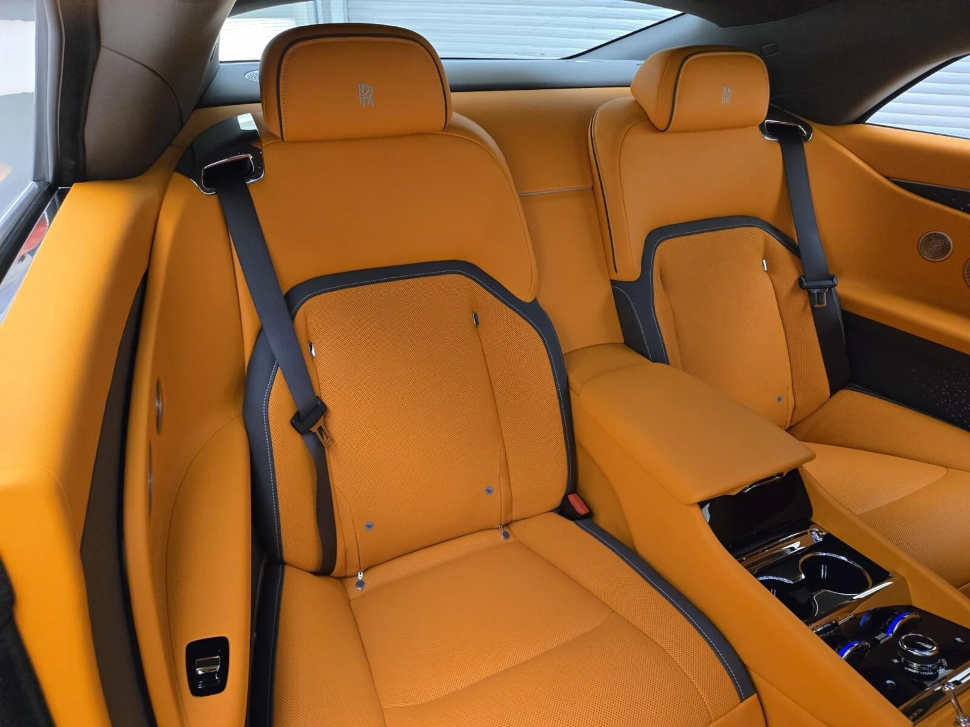 mph017_3389836563_New_2025_Rolls_Royce_Spectre_1753162507_cabd439390