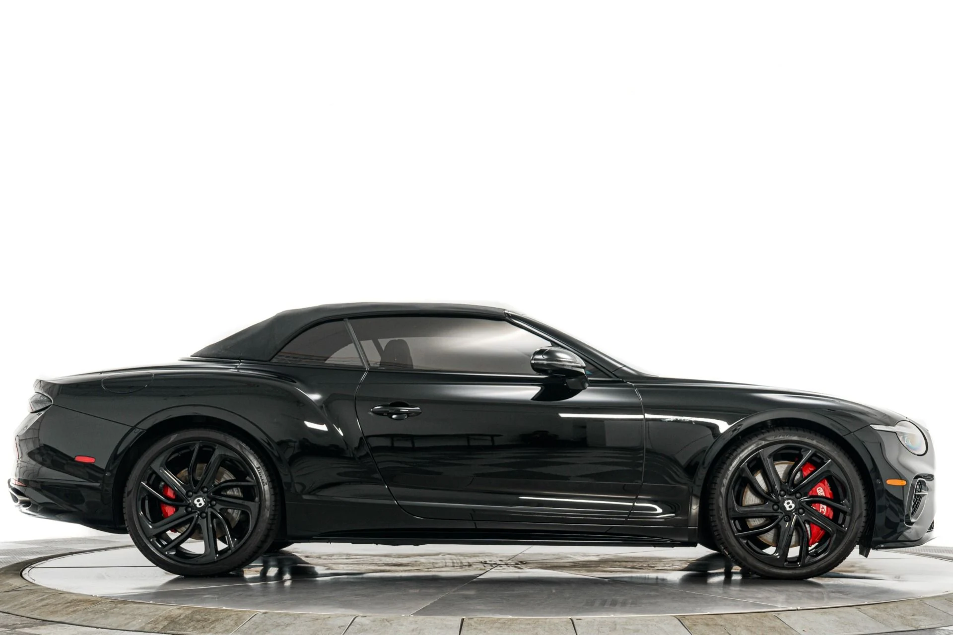 mph017_3401342365_Used_2025_Bentley_Continental_GTC_Speed_771_Horsepower_Hybrid_V8_Touring_Specification_Naim_Audio_1769551323_8984ef5d48