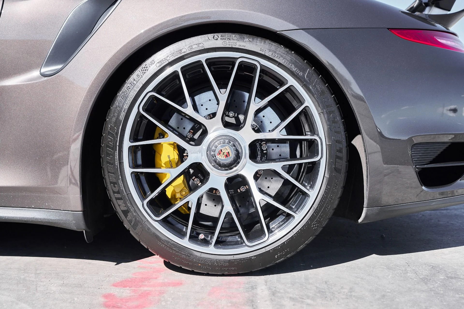 mph017_3404706957_Used_2015_Porsche_911_Turbo_S_1759451659_62b3d81342