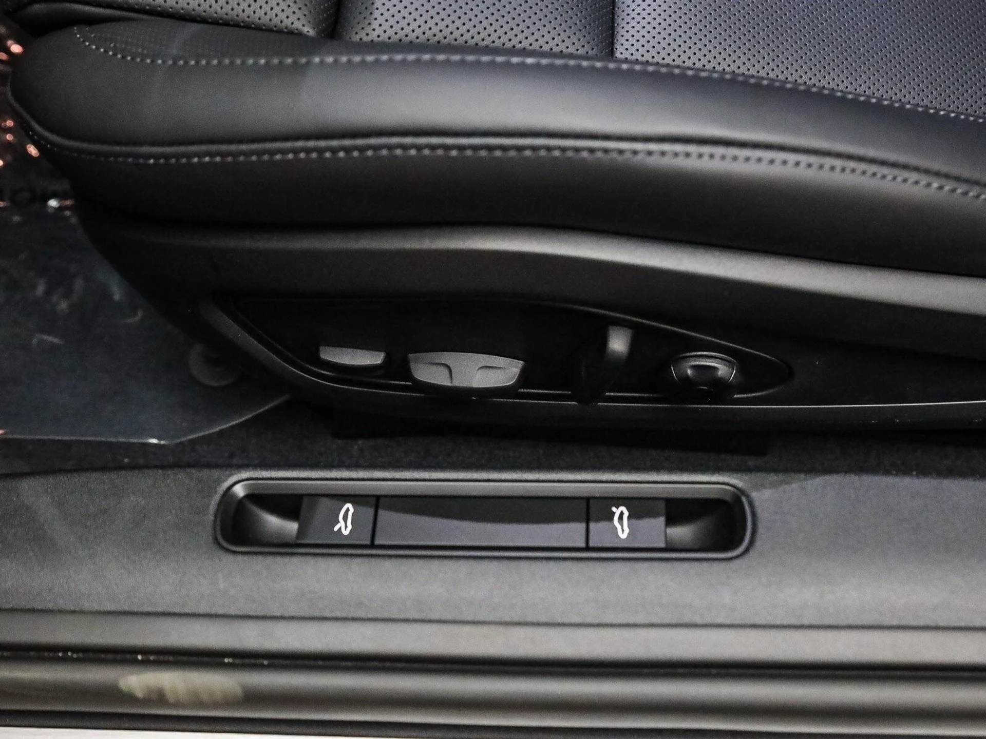 mph017_3405025568_7ebcbaac03518b4e2a9599d905b3be50x_ca421b724e