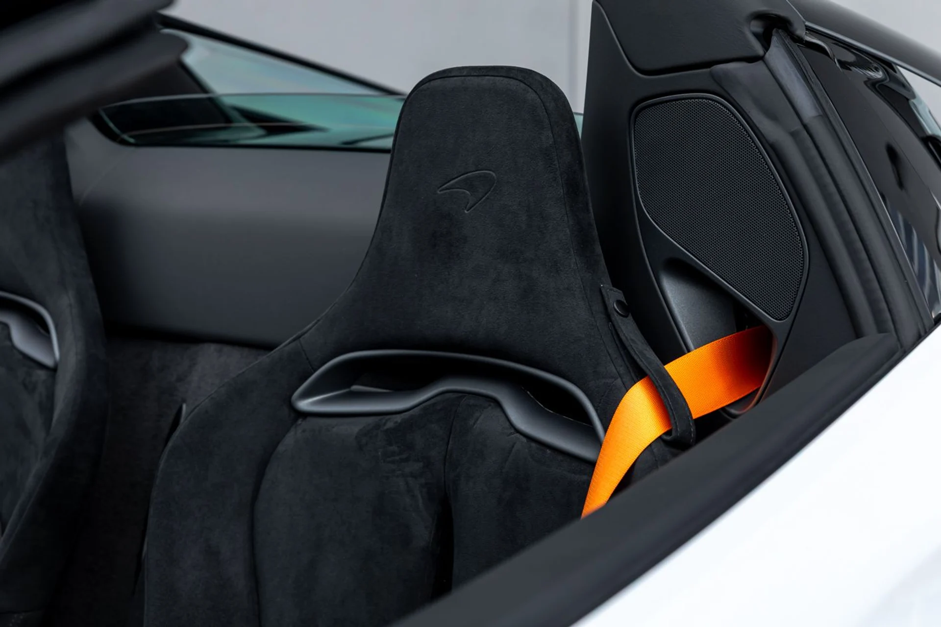 mph017_3407984876_New_2025_Mc_Laren_Artura_Spider_a22c4c2407