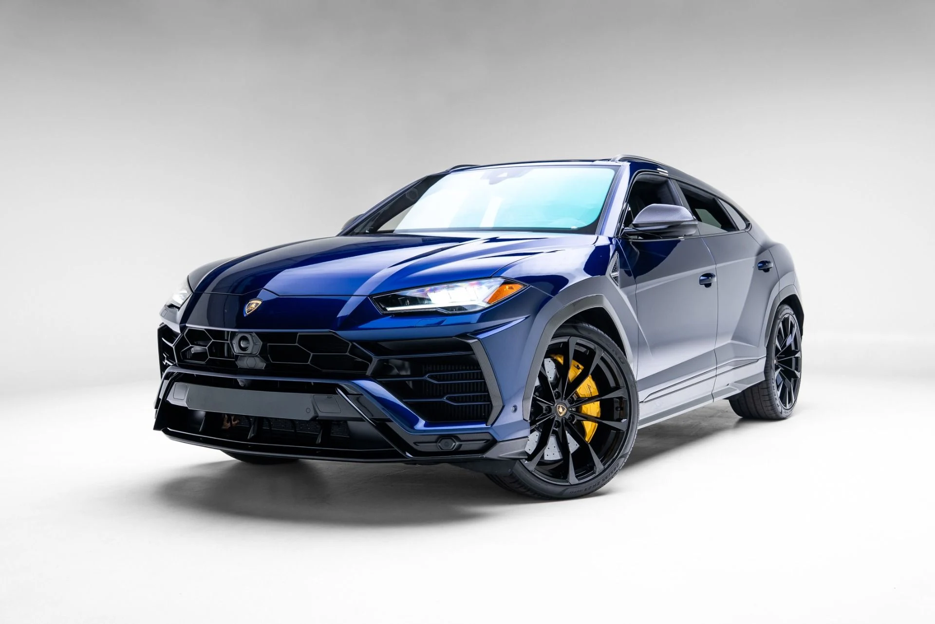 mph017_3408263233_Used_2022_Lamborghini_Urus_1775598124_d140d1f23d