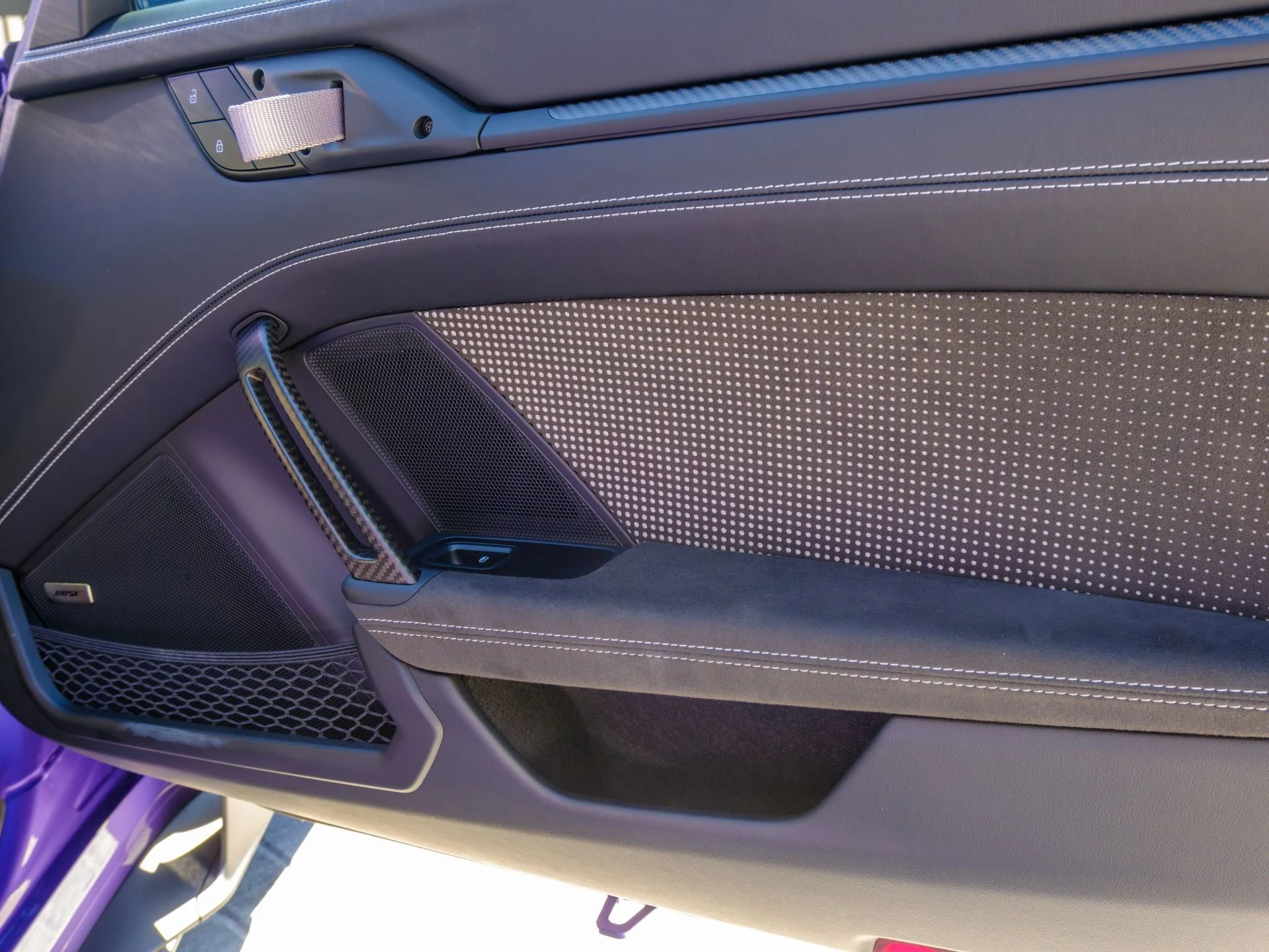 mph017_3408618988_Used_2024_Porsche_911_GT_3_RS_1771891928_cf94c26134