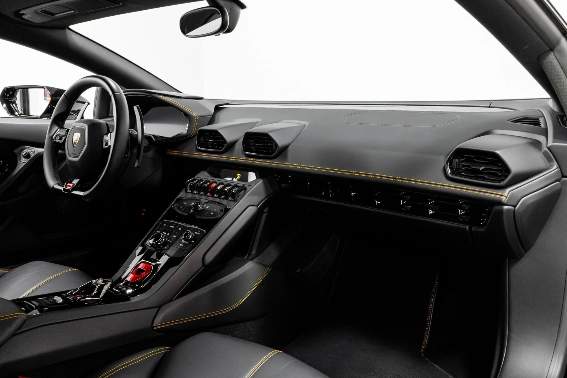 mph017_3410504556_Used_2017_Lamborghini_Huracan_LP_580_2_1771545979_3ef6011a85