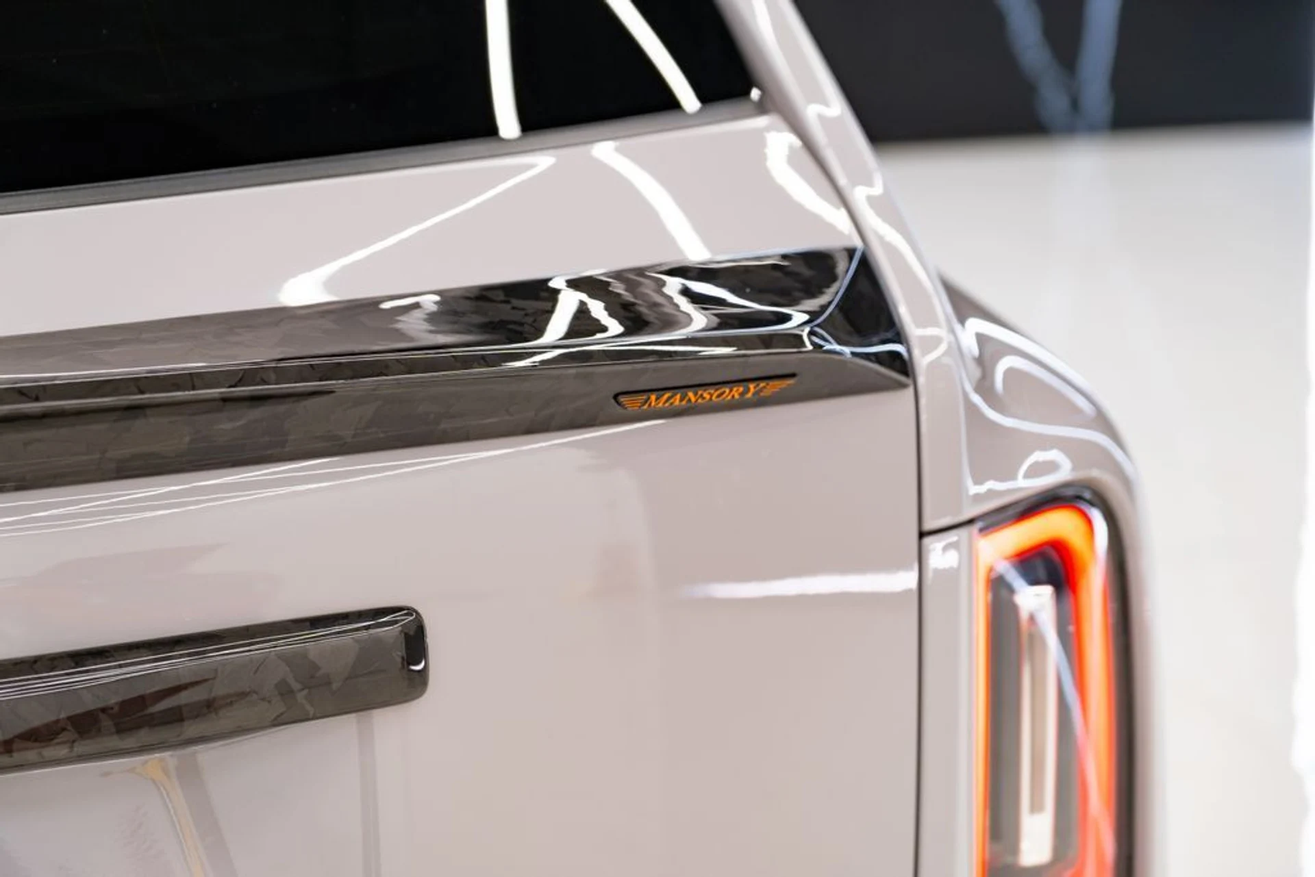 mph017_3411259458_743686fe3c602548843e2028d44640f1_1149acedd7