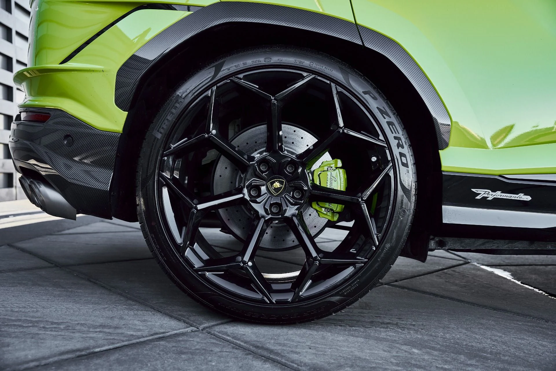 mph017_3412259916_Used_2024_Lamborghini_Urus_Performante_1771724616_11507d7138