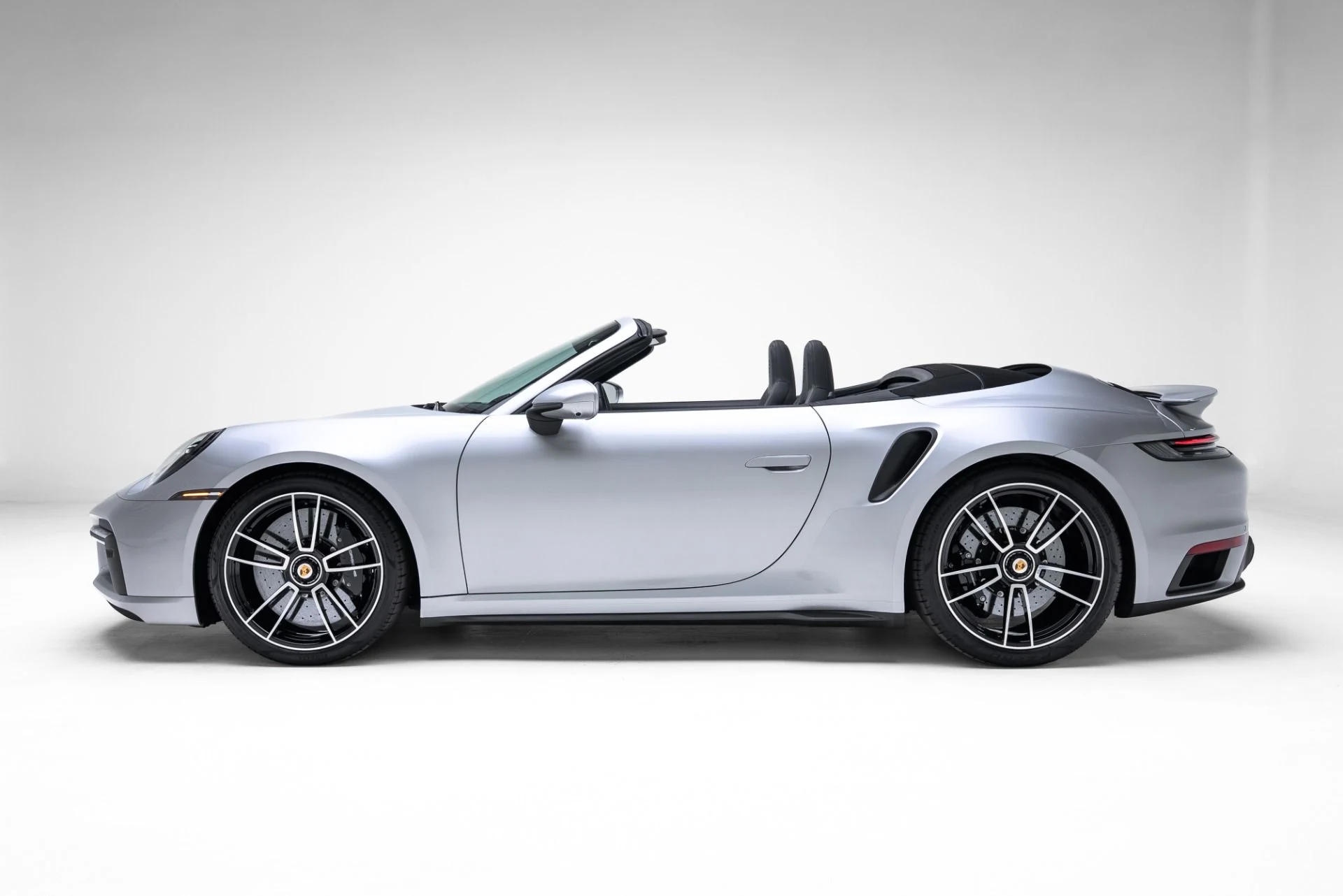 mph017_3414101888_Used_2025_Porsche_911_Turbo_S_1772494220_f85b7ed625