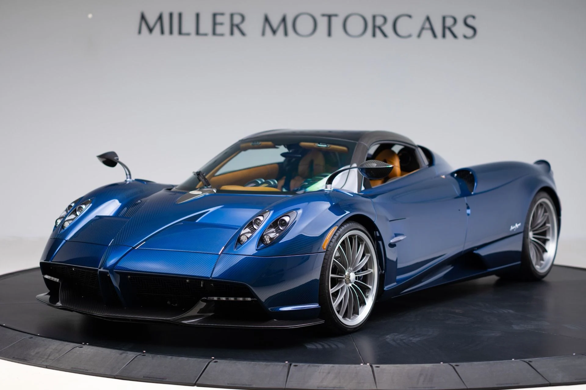 mph017_34190358_Used_2017_Pagani_Huayra_Roadster_1775068022_976c0249f0