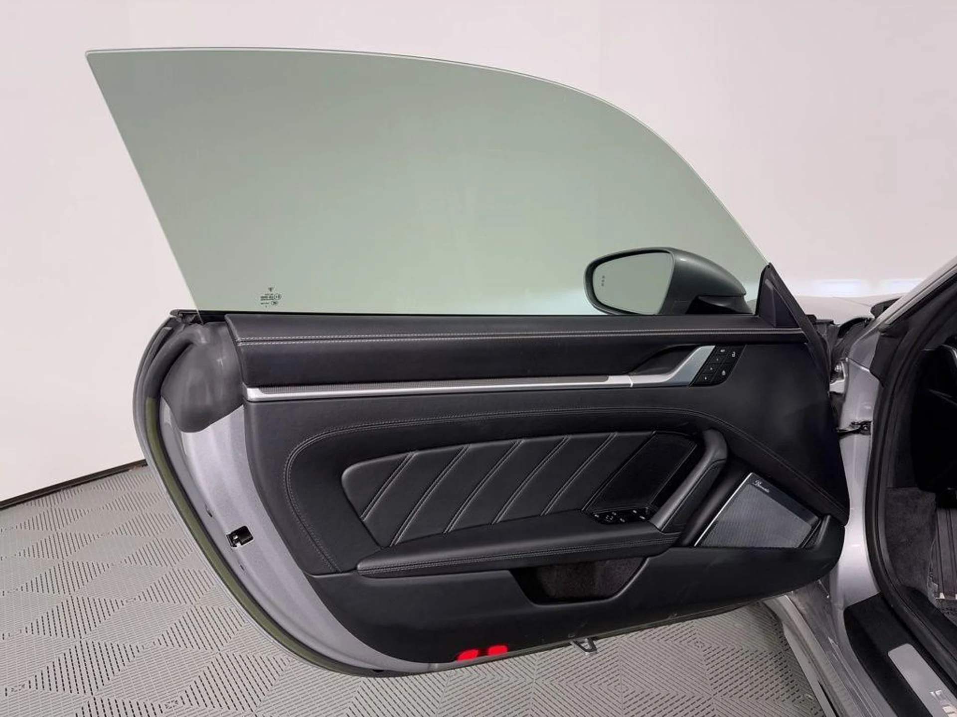 mph017_3421297590_ZG_Tqh_S_Jrp_Y_Ssx_Df_V55a8cj_N_Wue_E_ac61667b40