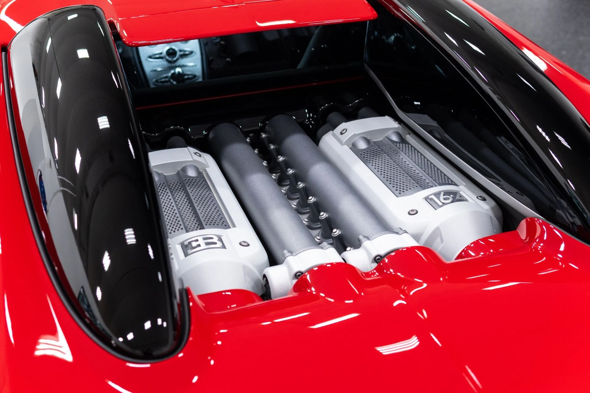 mph017_3421578452_Used_2008_Bugatti_Veyron_164_1769463944_2922e839c8