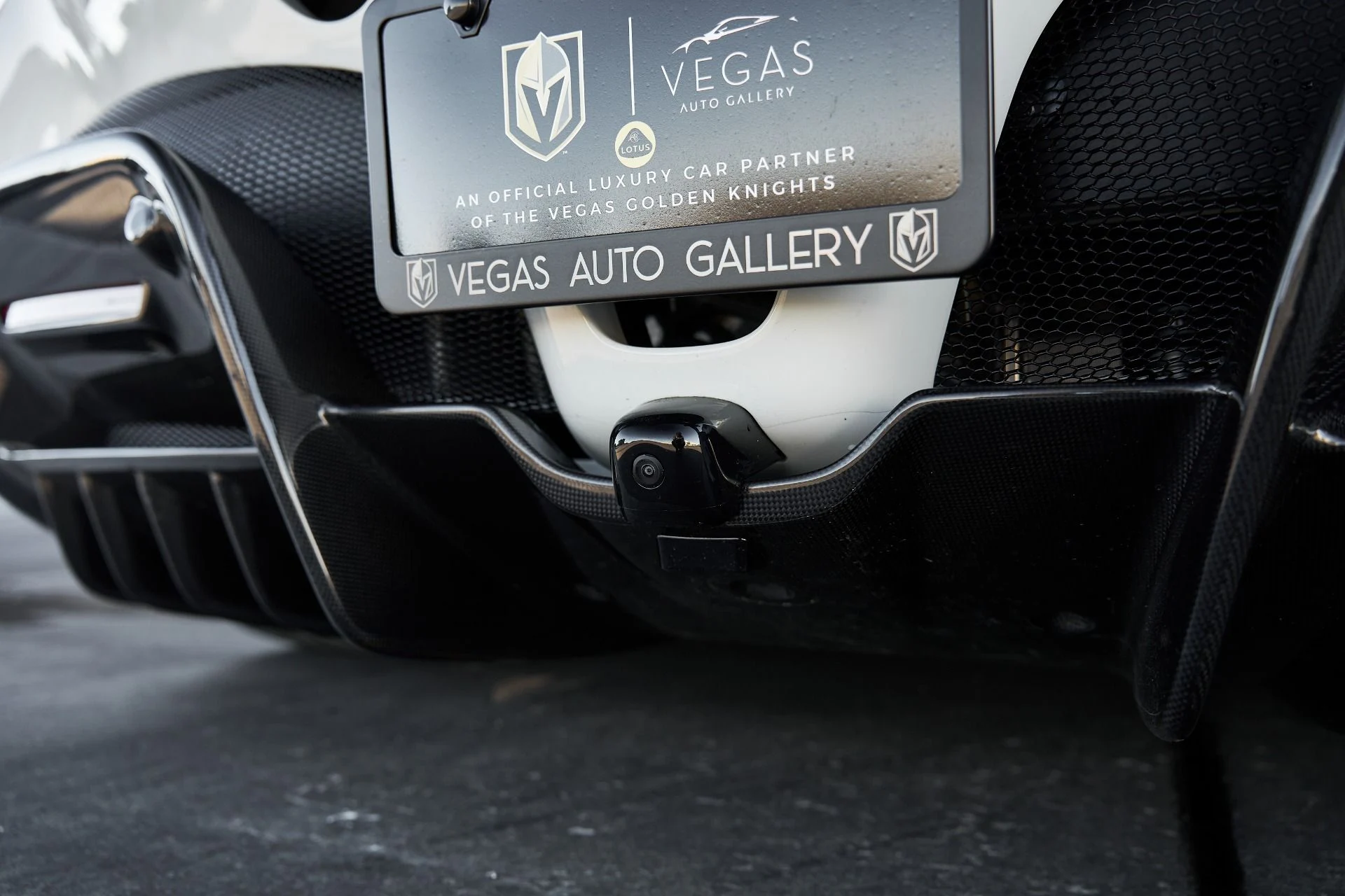 mph017_3423308931_Used_2023_Ferrari_SF_90_Stradale_Base_1762650937_5c0779eb86