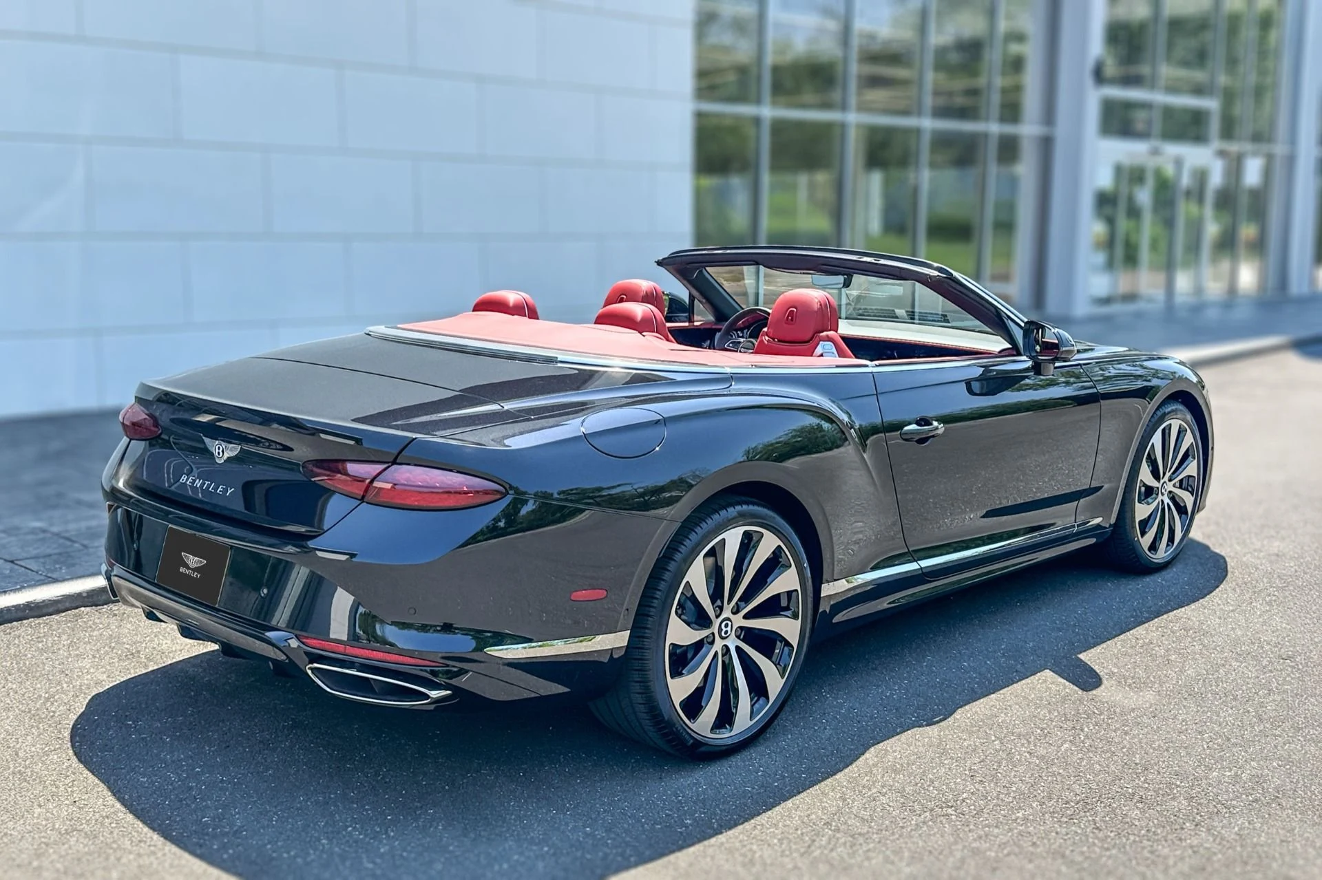 mph017_3438494719_New_2026_Bentley_Continental_GT_GTC_1779707783_e27700f0f9