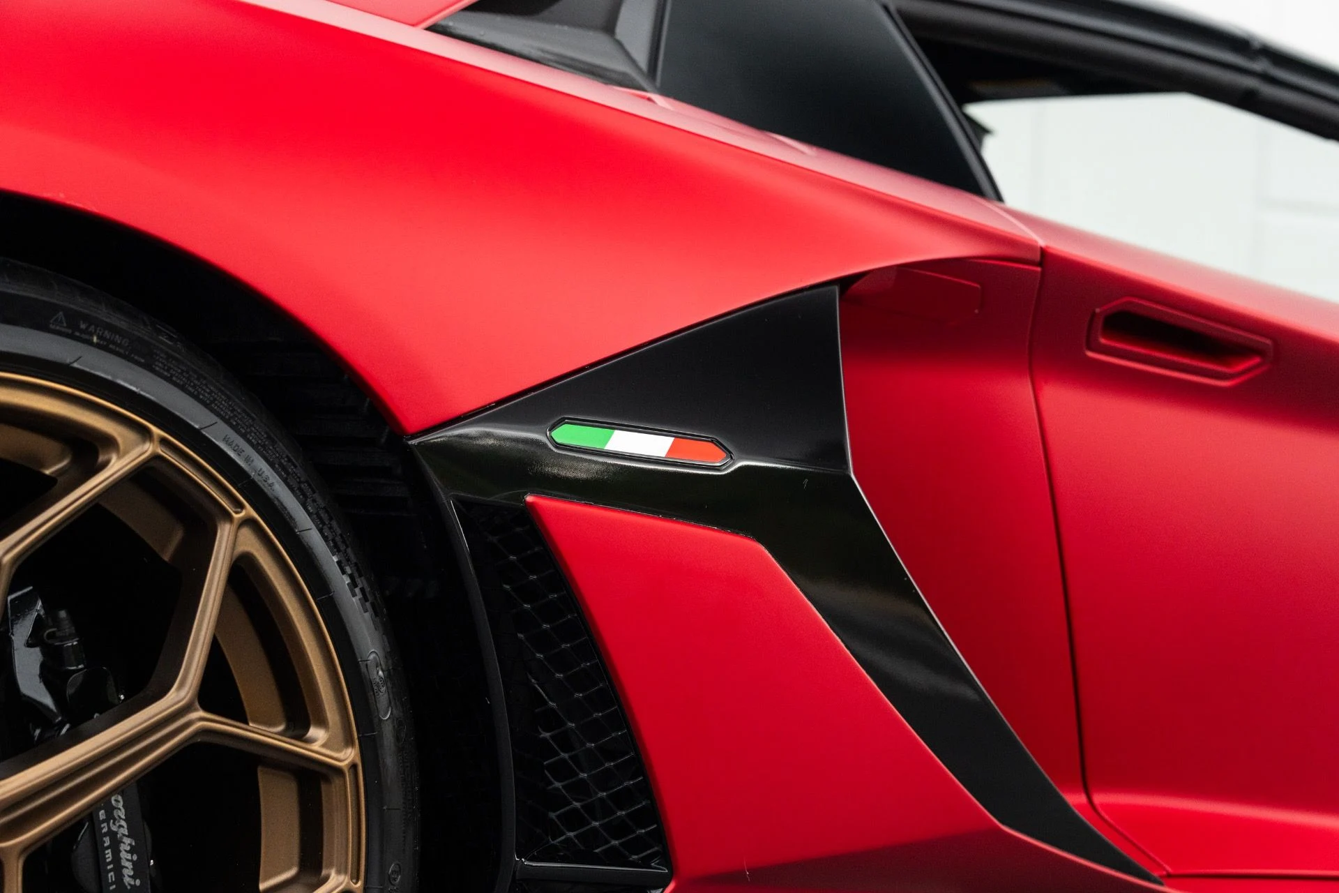 mph017_3440061787_Used_2021_Lamborghini_Aventador_LP_770_4_SVJ_Roadster_1774062335_354fb20db3