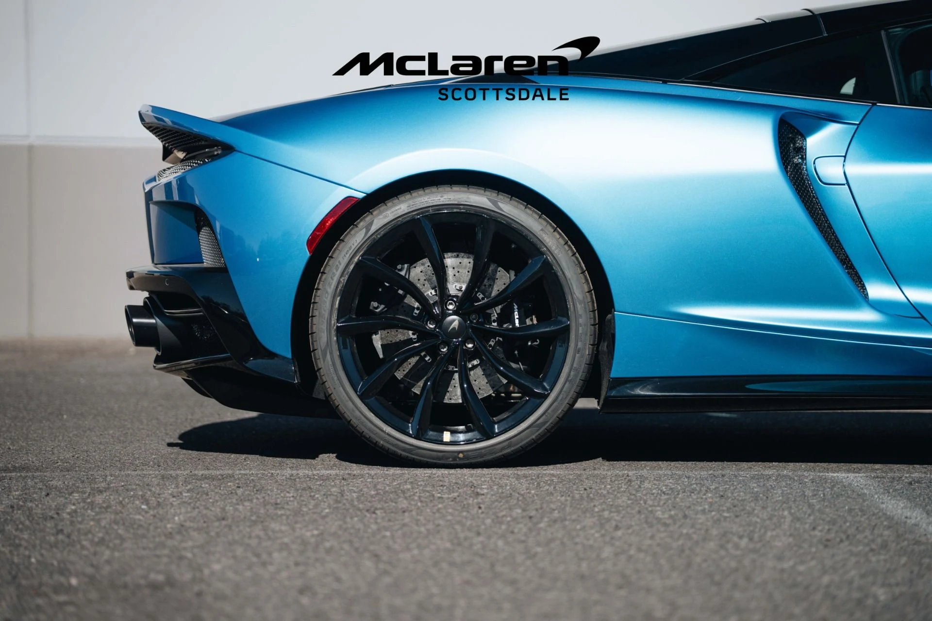 mph017_3441933521_Used_2025_MCLAREN_GTS_TECHLUX_1736985367_34c15ac28d