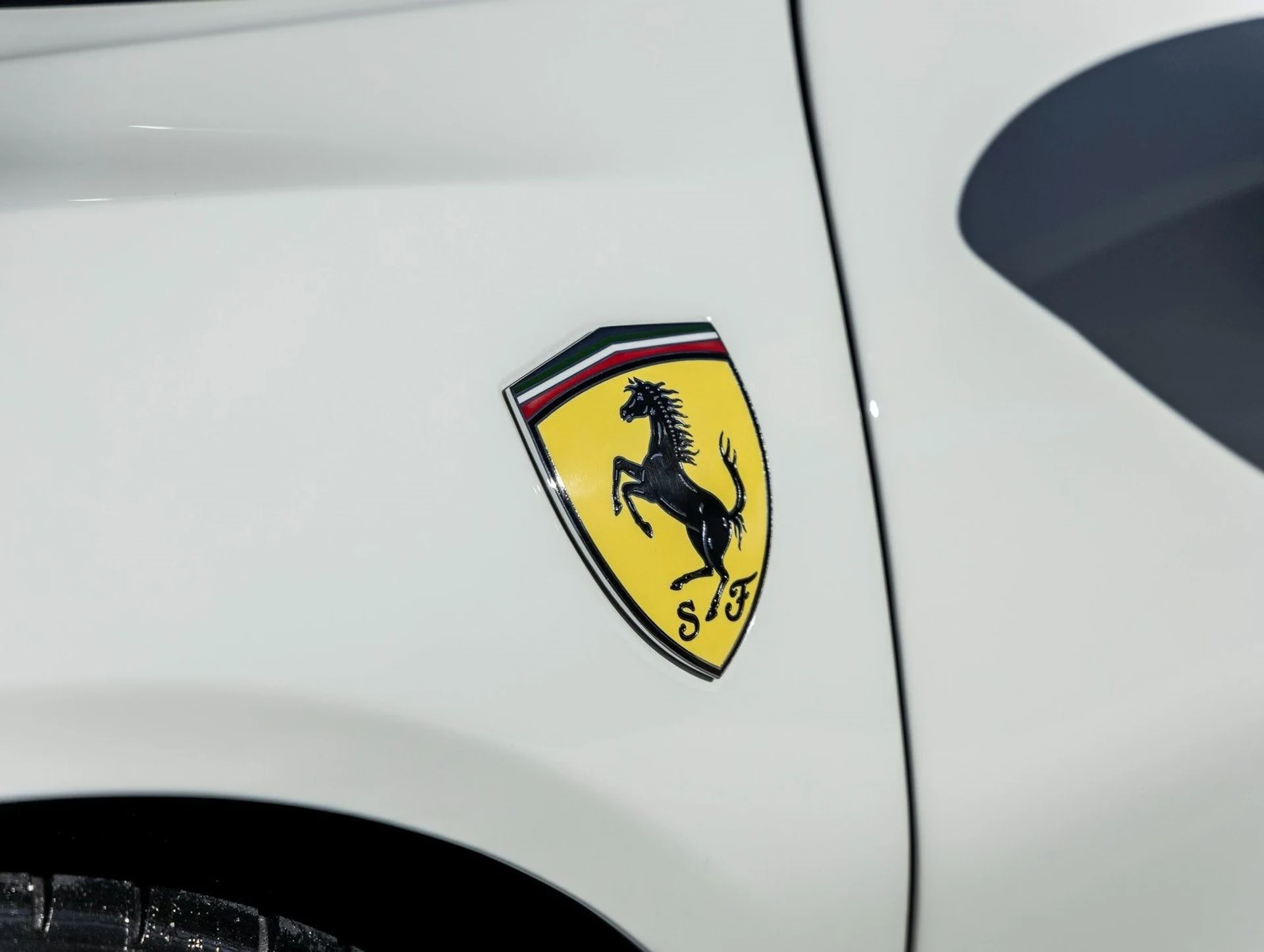 mph017_34433213_18_cd219411d3