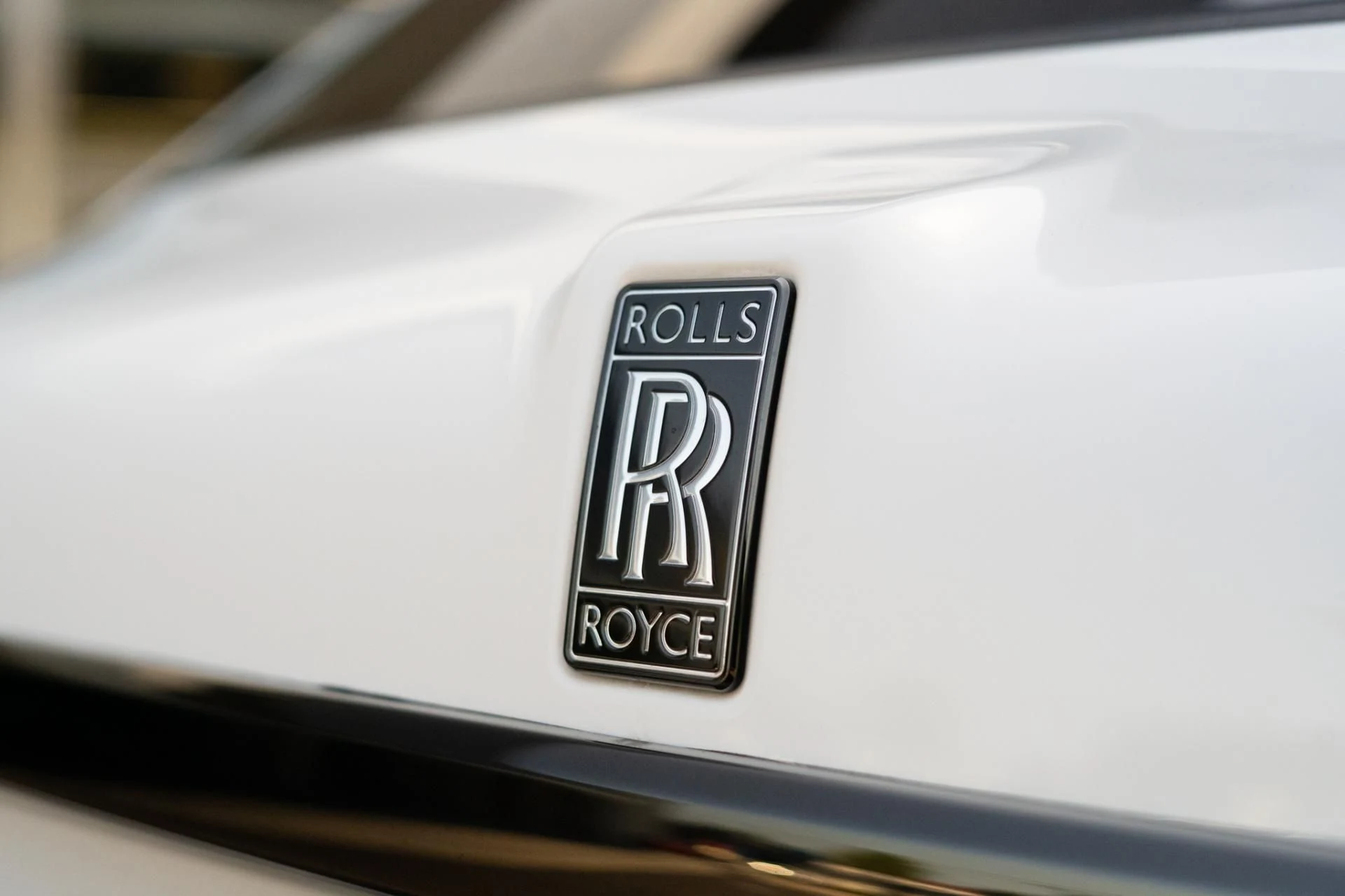 mph017_3444860686_Used_2023_Rolls_Royce_Black_Badge_Cullinan_6f51b4db8c