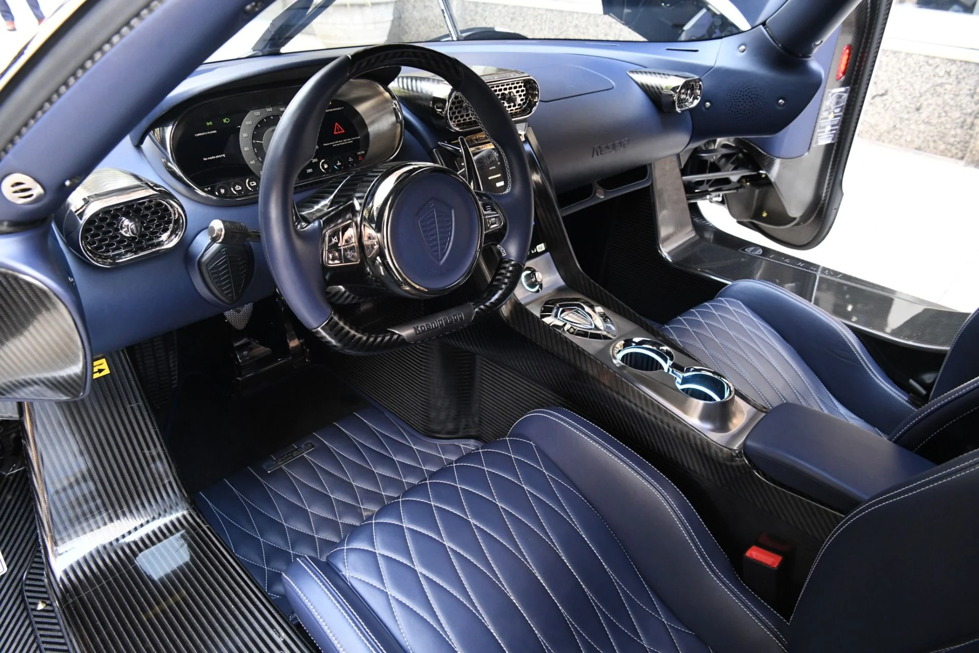 mph017_345787412_10195_p19_l_a9f489ec7e