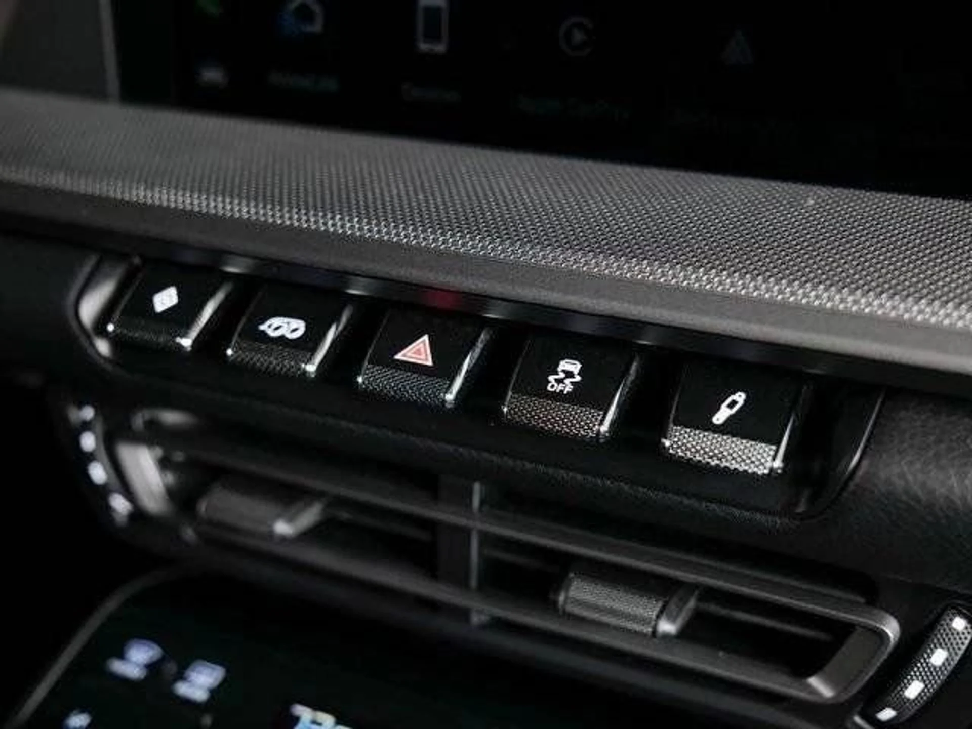 mph017_3461704435_de7f5b0931f99396227a576bc1ac864e_aa0d93d943