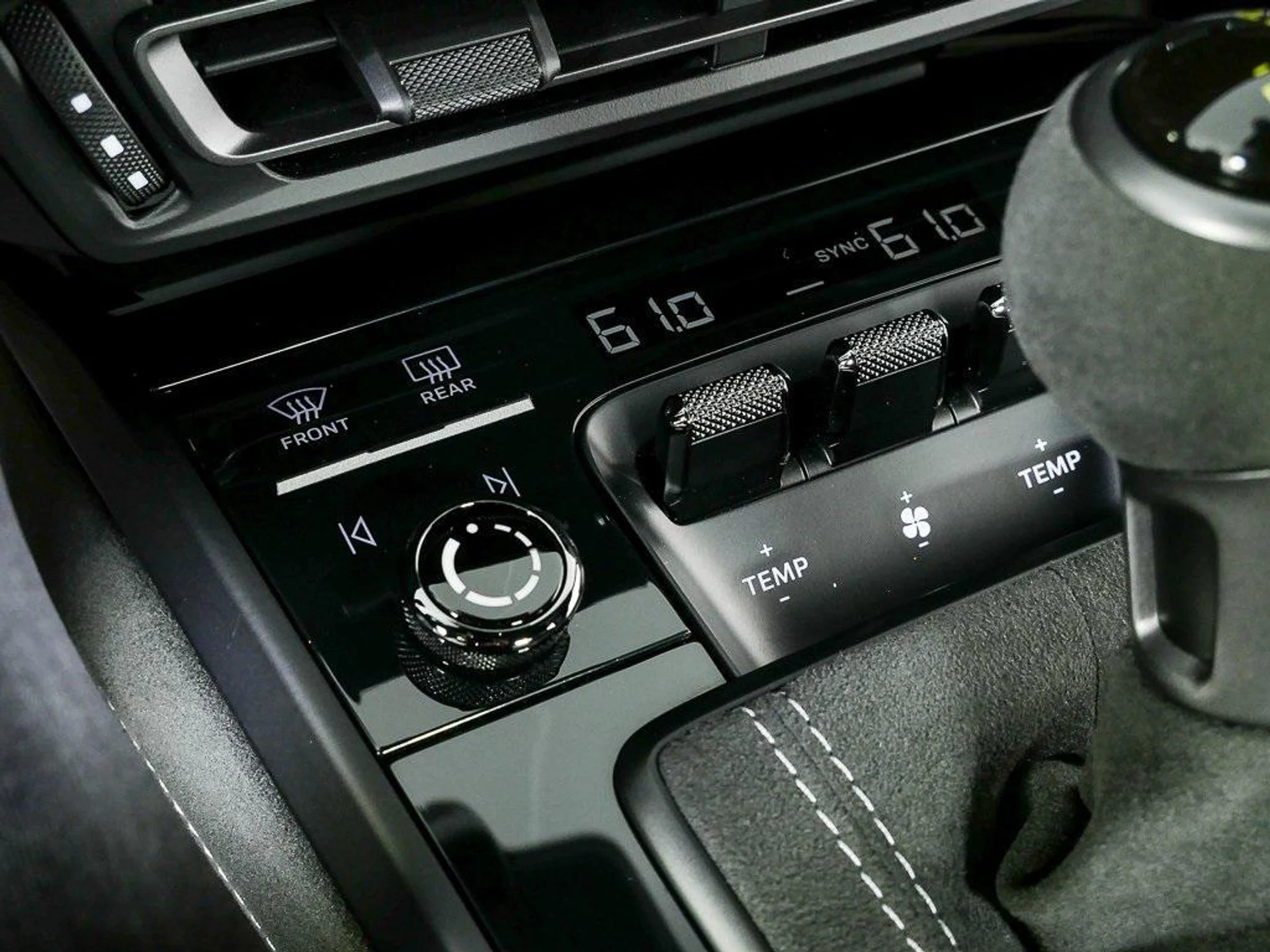 mph017_3464679419_Wjo_Te_A4s4_VE_42ll0xl_Ngsh_s9_Ao_37c182349e