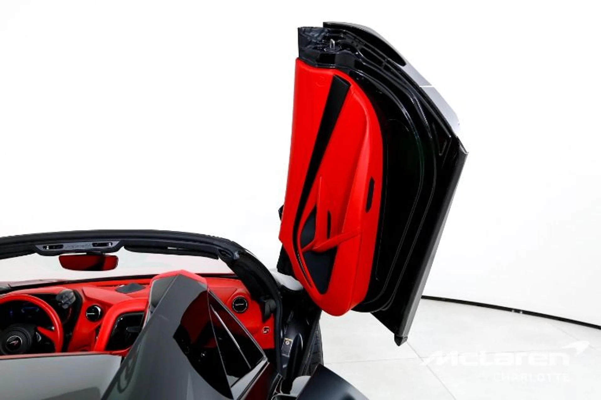 mph017_3467731590_Used_2025_Mc_Laren_750_S_Spider_49e550a2f3
